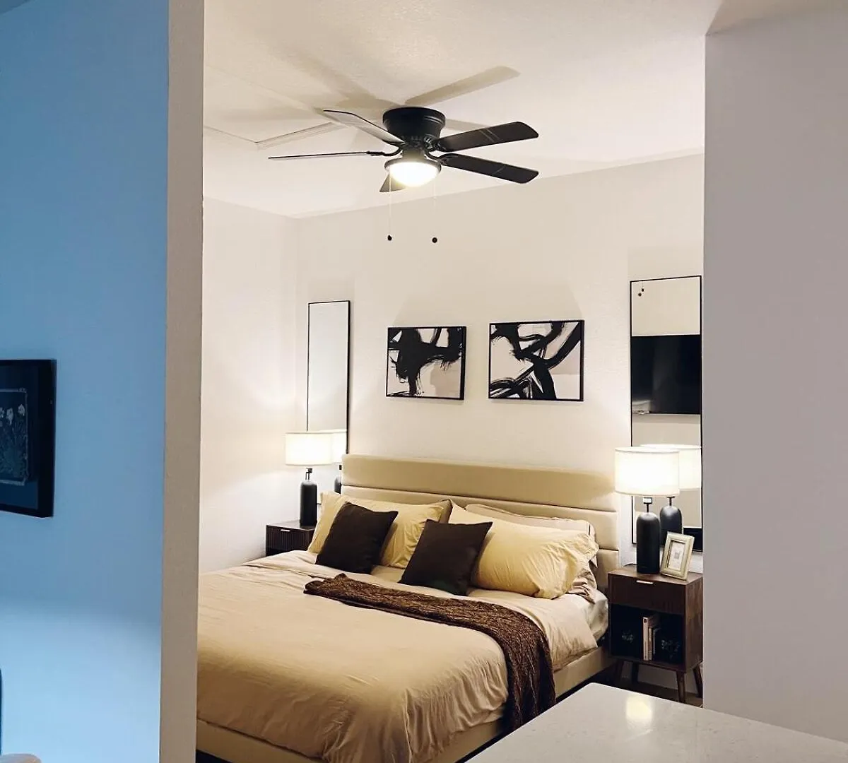 Modern Near Mco Apartment *