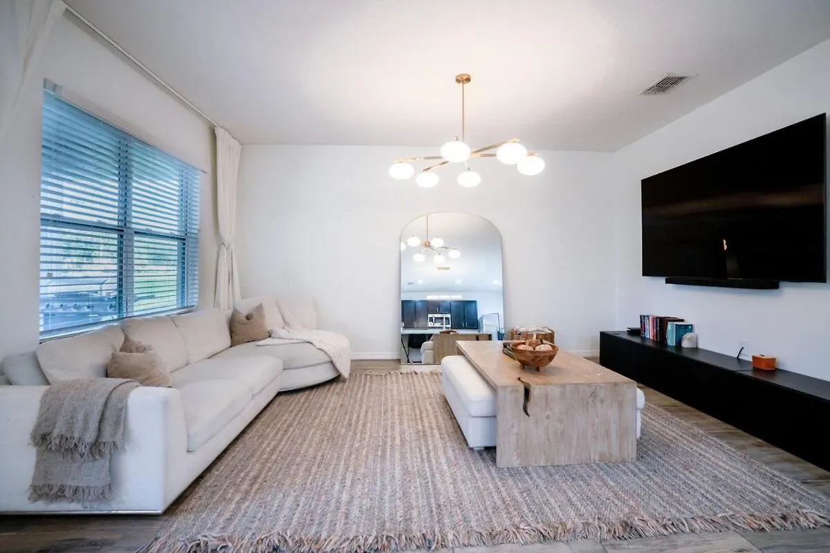 Cozy Near Mco Holiday home