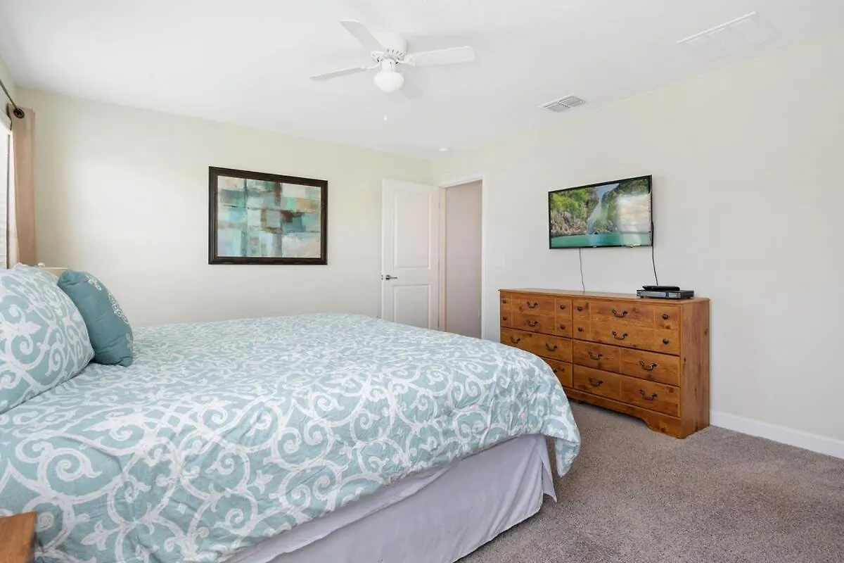 Holiday home Four Bedrooms With Pool 3079
