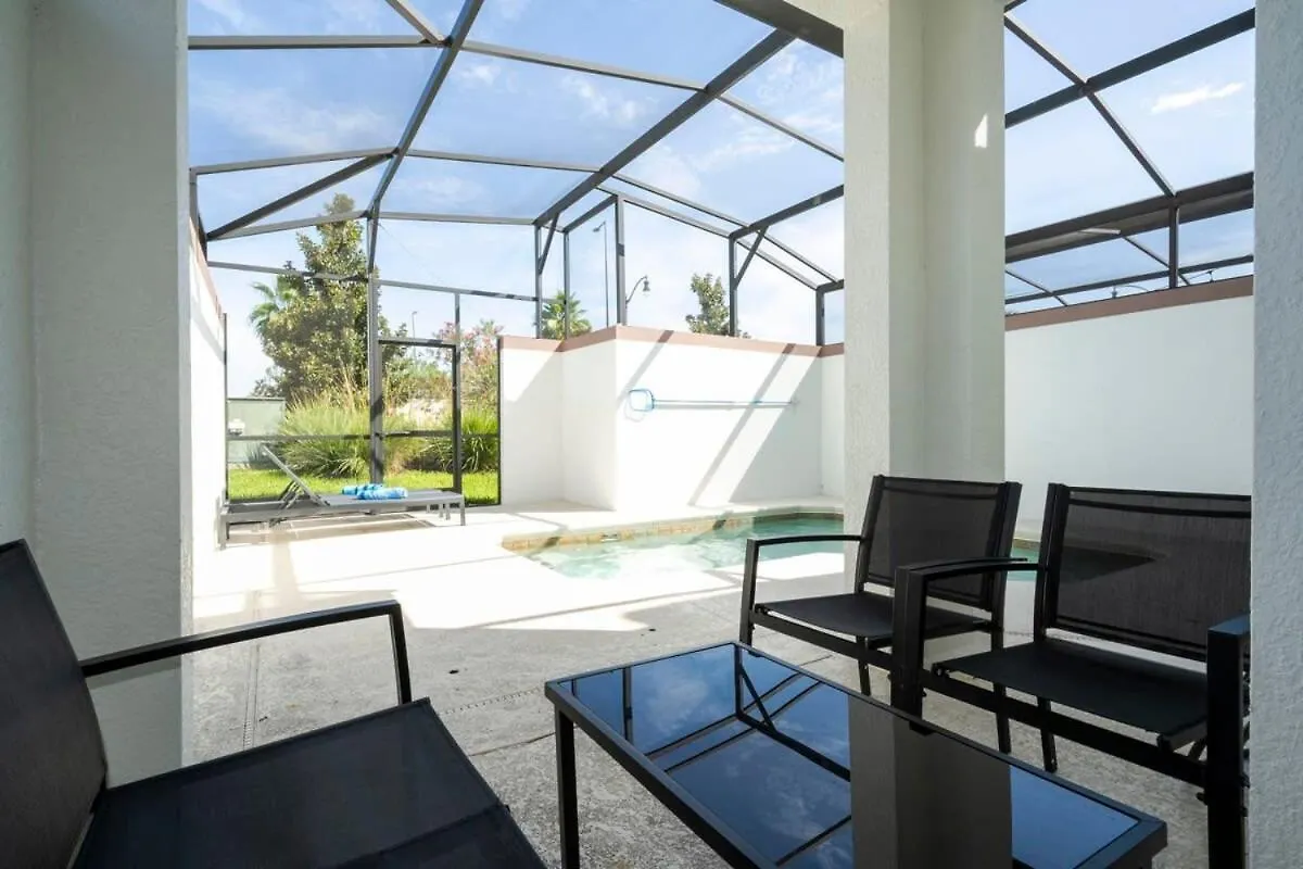 Five Bedrooms Townhome With Pool 4849 Holiday home *
