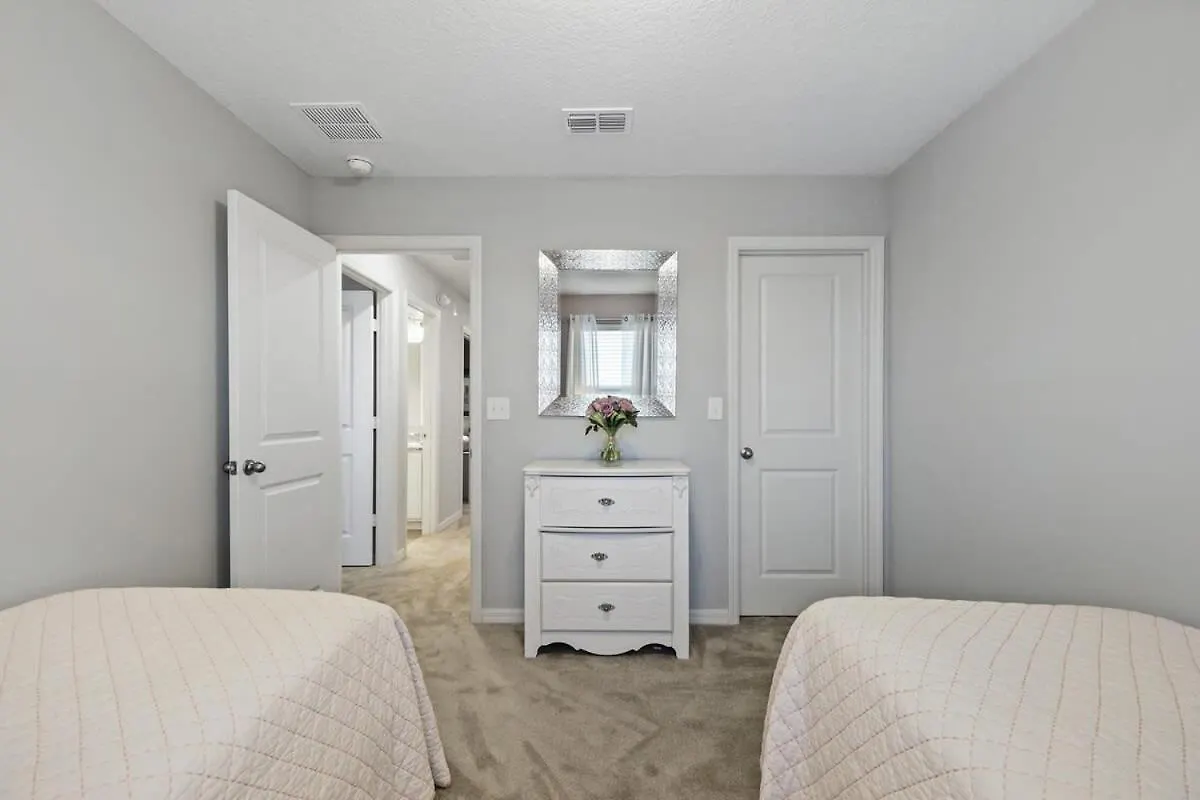Four Bedrooms Townhome 5128 Holiday home
