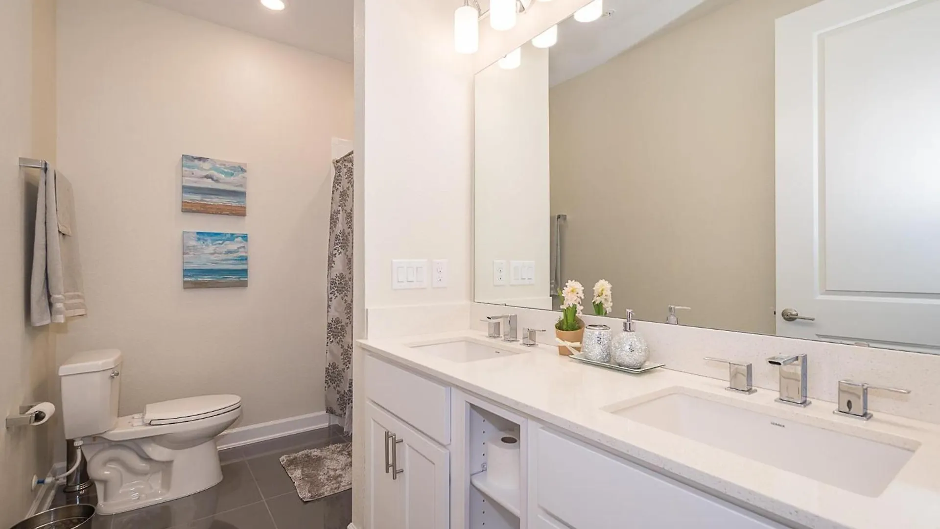 4731-401jg Penthouse 4 Beds/3 Baths