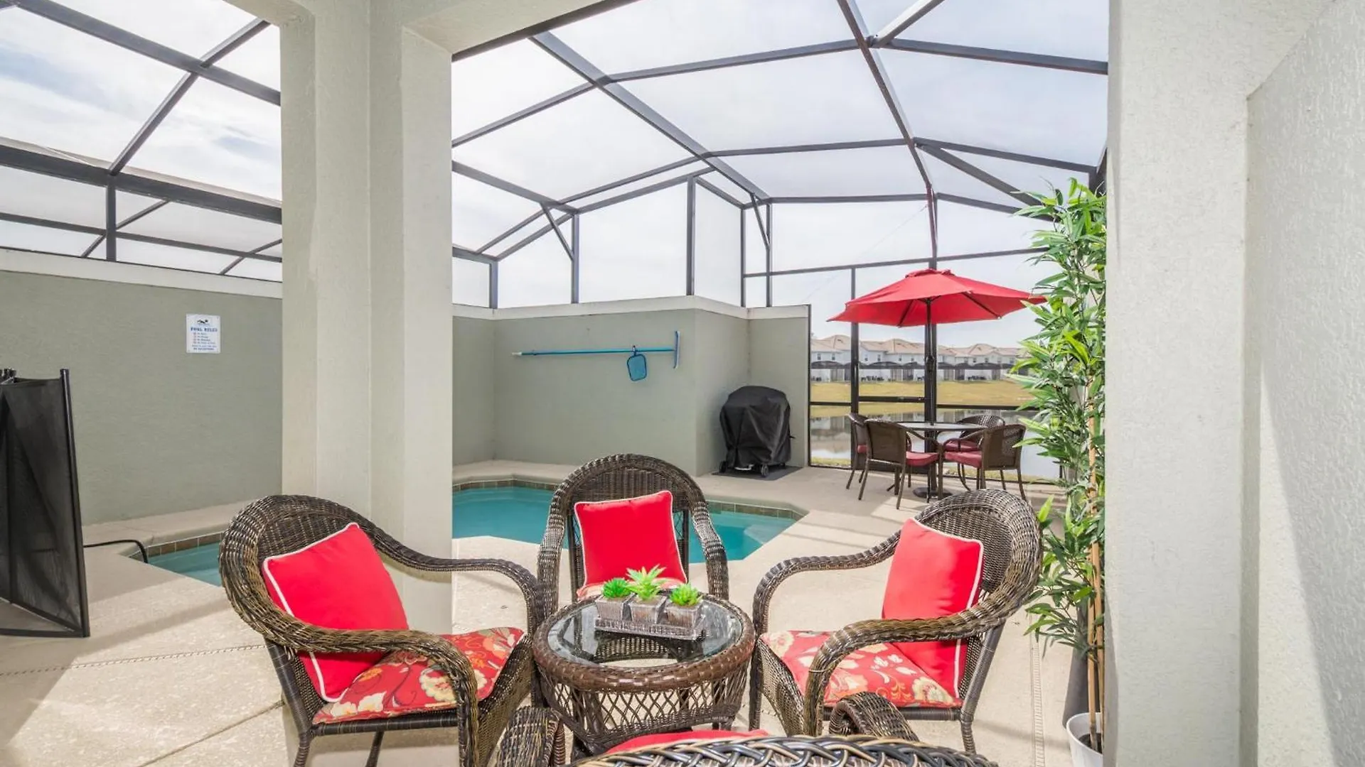 3087ll Townhouse 5 Bedrooms & 4 Bathrooms Pool