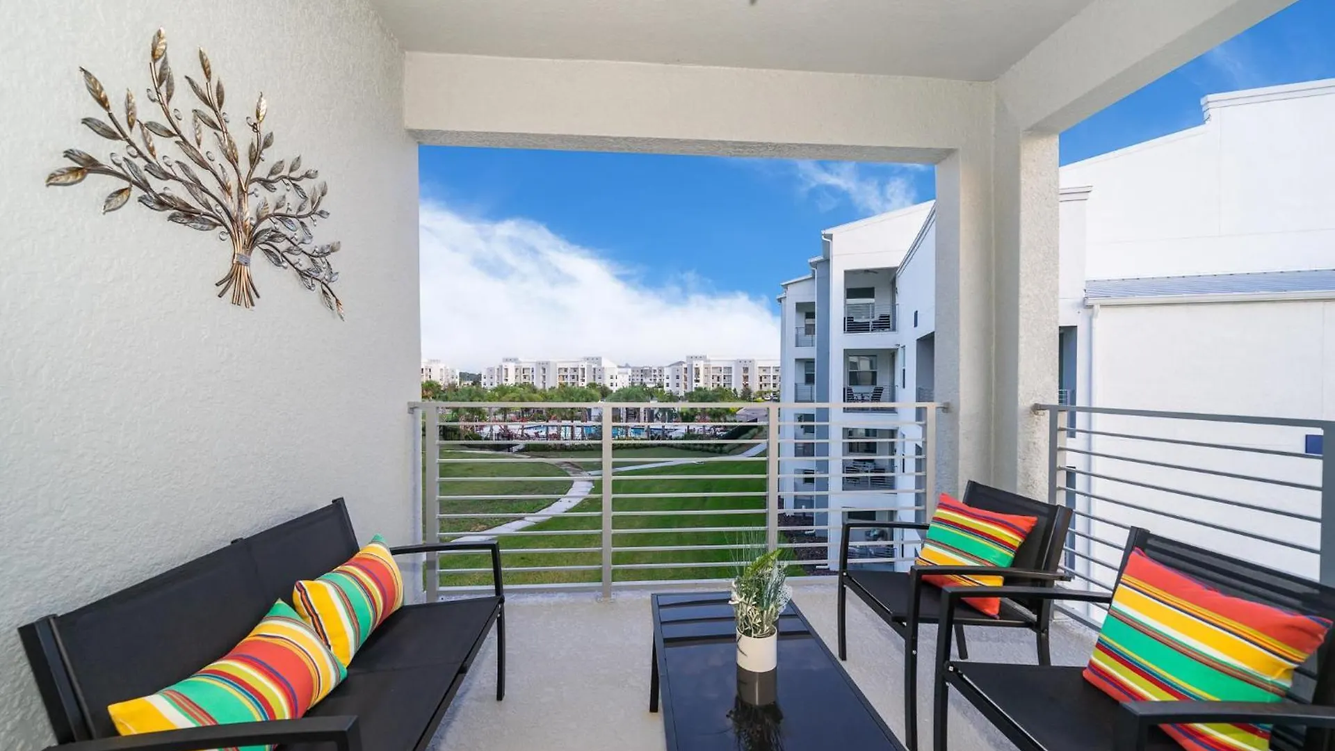 Apartment 3150-308br Storey Lake, 3/2 Pool View