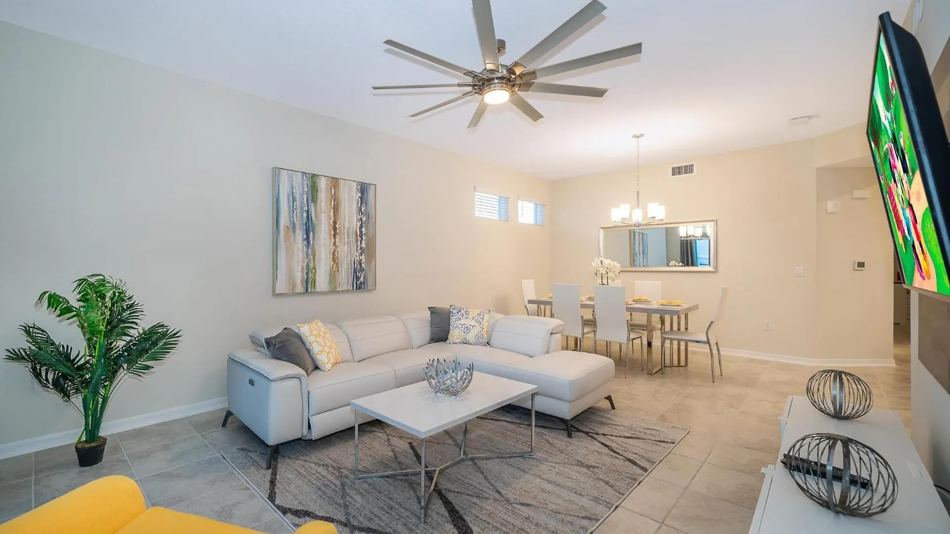 3150-308br Storey Lake, 3/2 Pool View Apartment *