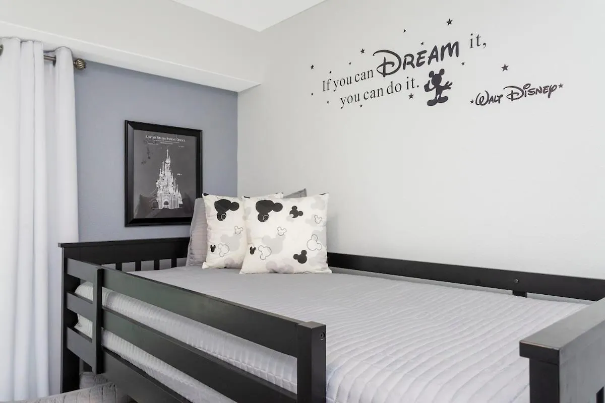 Gorgeous 2 Bedroom Close To 305 31911