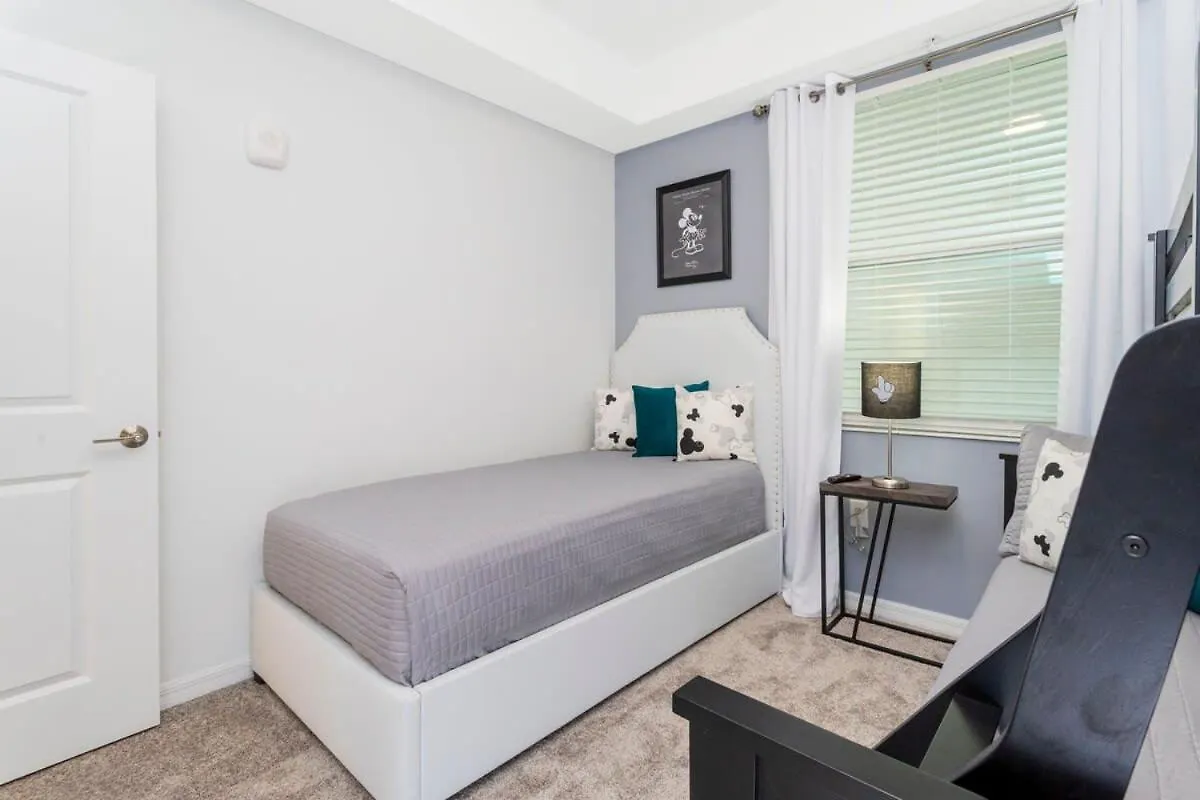 Holiday home Gorgeous 2 Bedroom Close To 305 31911 *