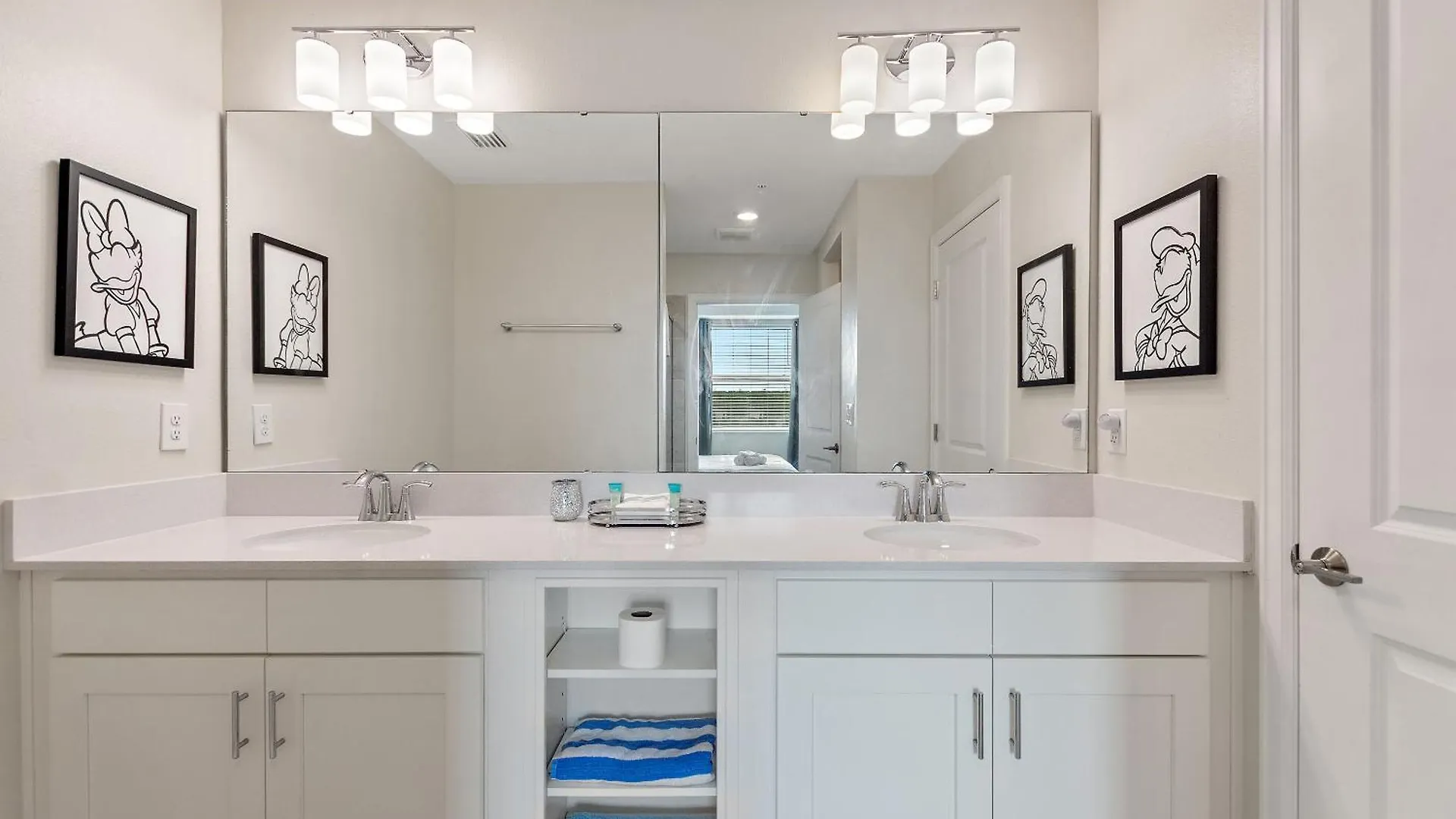 Ripples At Storey #905 By Shine