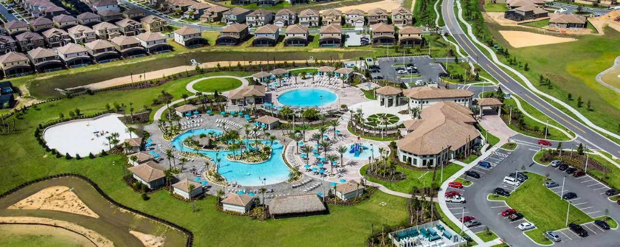 Luxury 4 Bedroom 3 Bath Pool 237 Holiday home Kissimmee