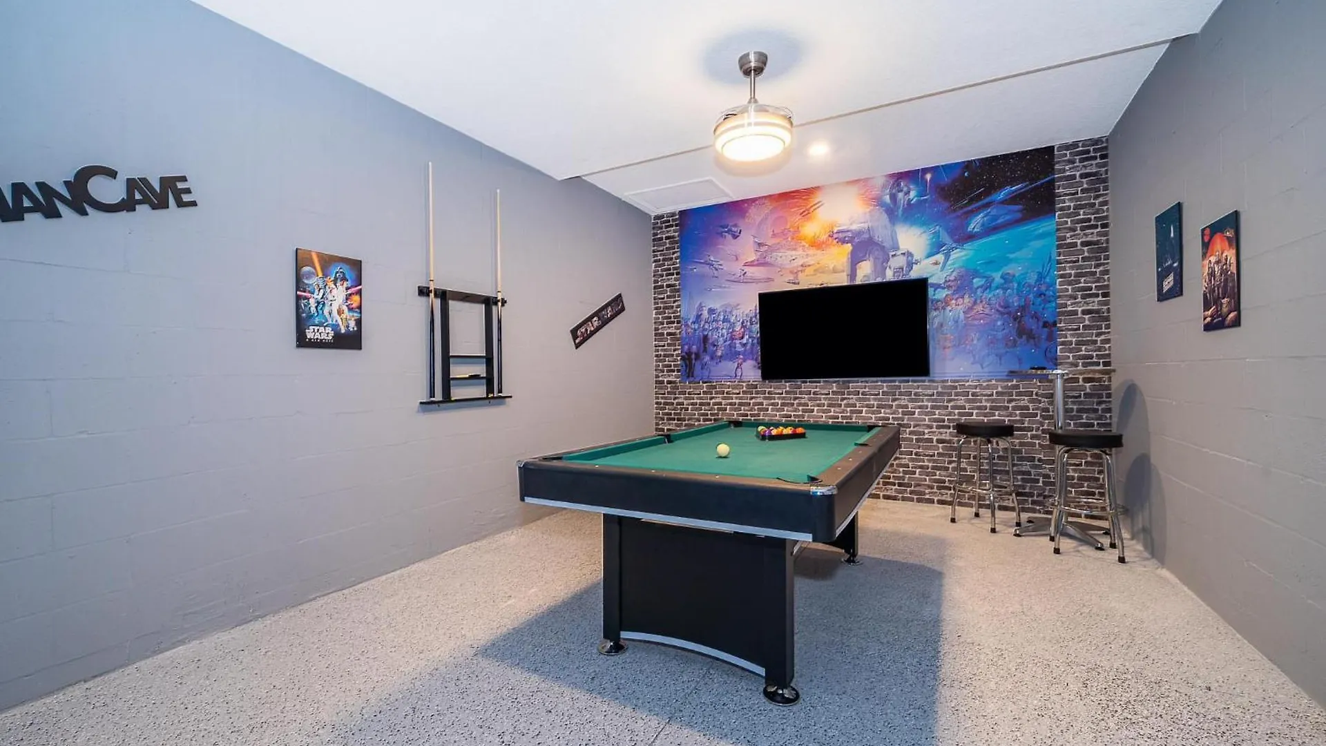 8875-101ee Champions Gate,condo + Game *