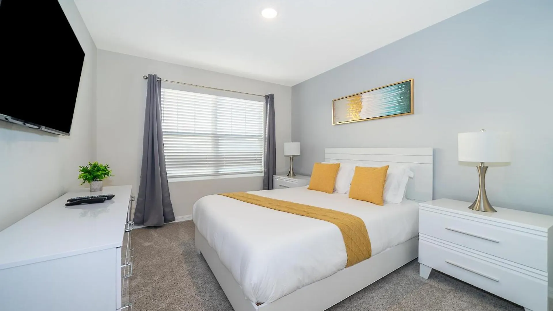 1802al Townhouse 5 Bed/4.5 Ba *