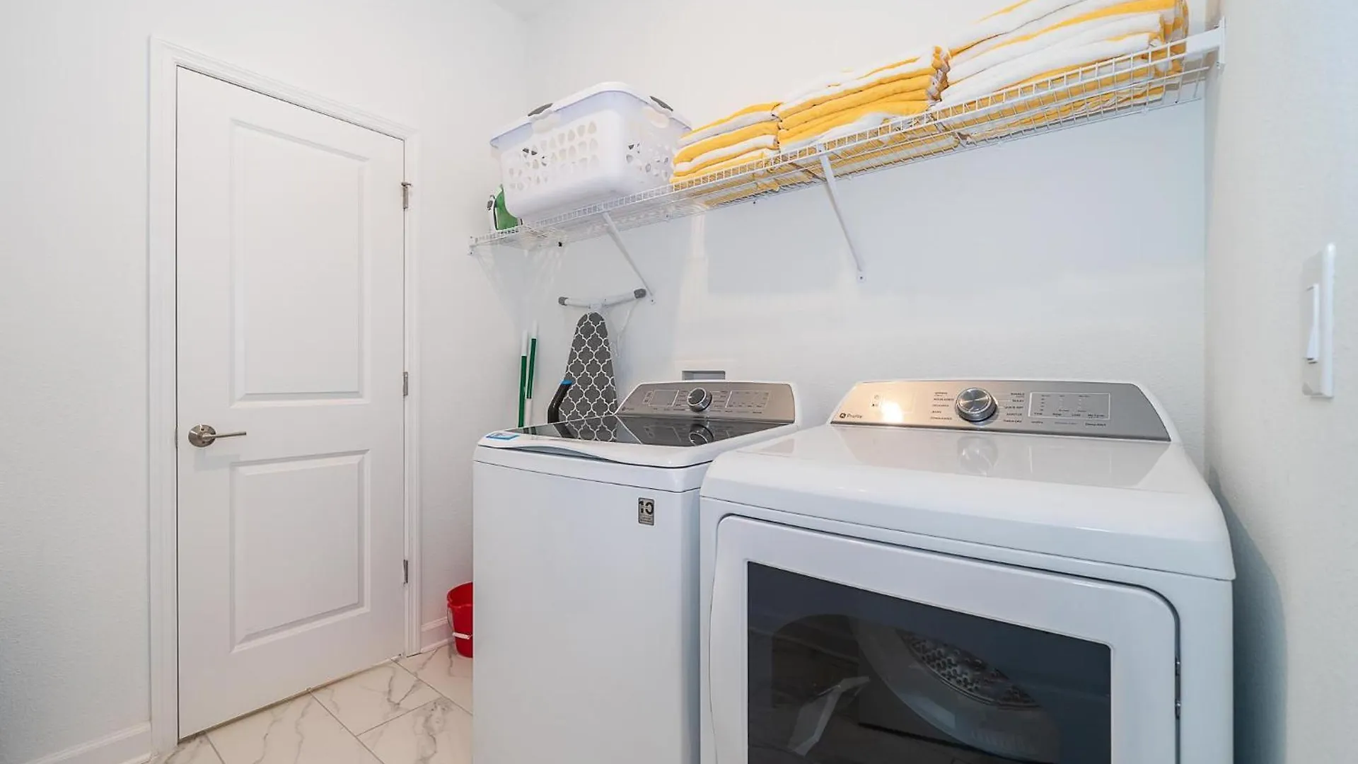 4156ds 5 Bed/5 Ba * Kissimmee
