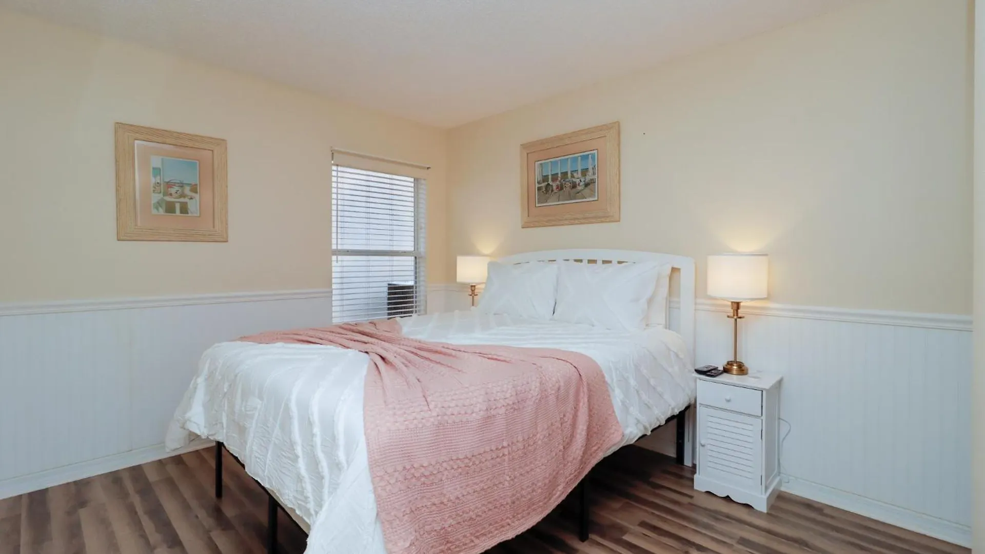 Emerald Isle Lakeside Haven At Ellis Exclusive