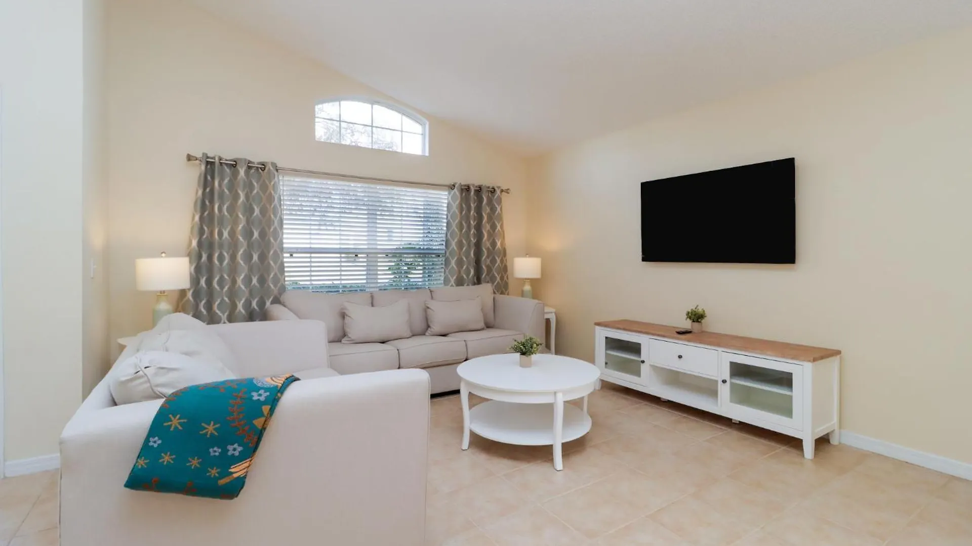 Emerald Isle Lakeside Haven At Ellis Exclusive Holiday home Kissimmee