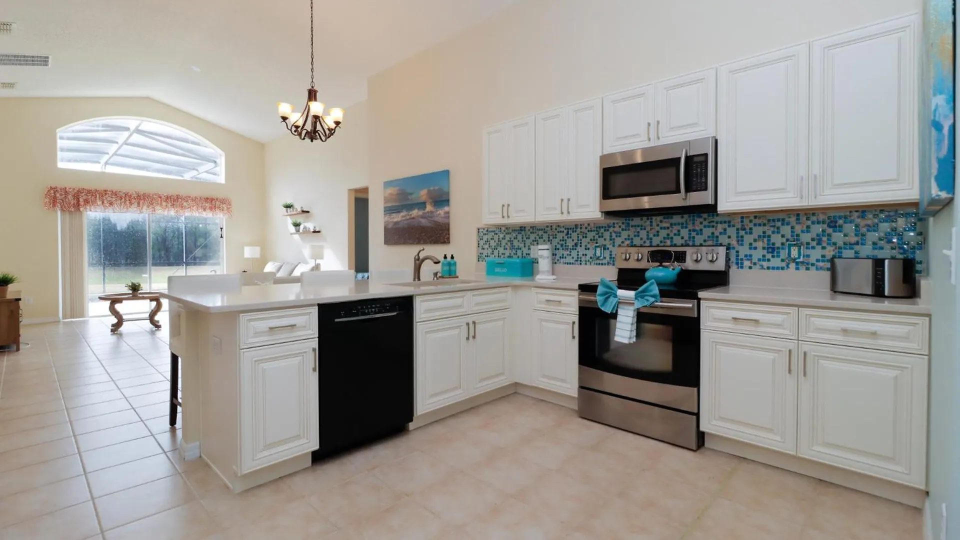 Emerald Isle Lakeside Haven At Ellis Exclusive Holiday home *