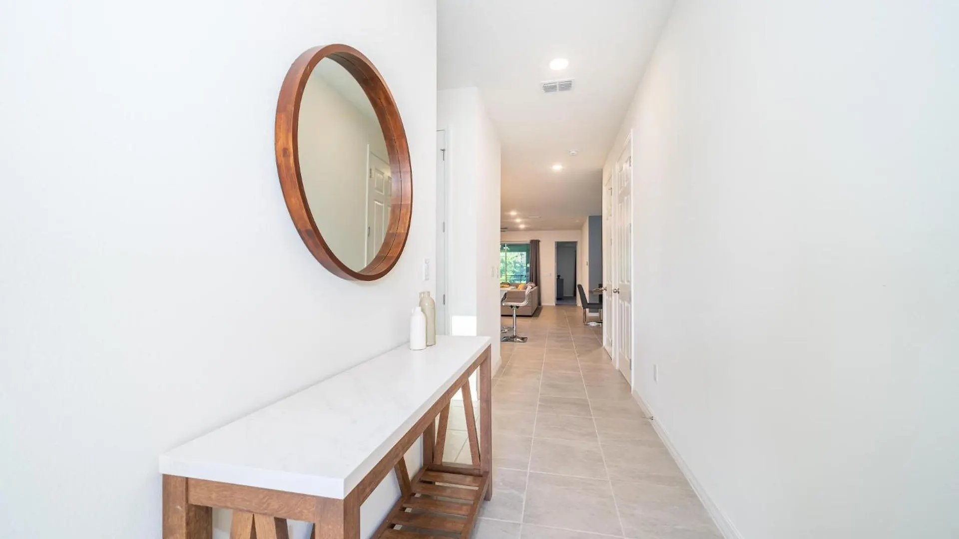 2040ma 7 Bed/6.5 Ba Holiday home *