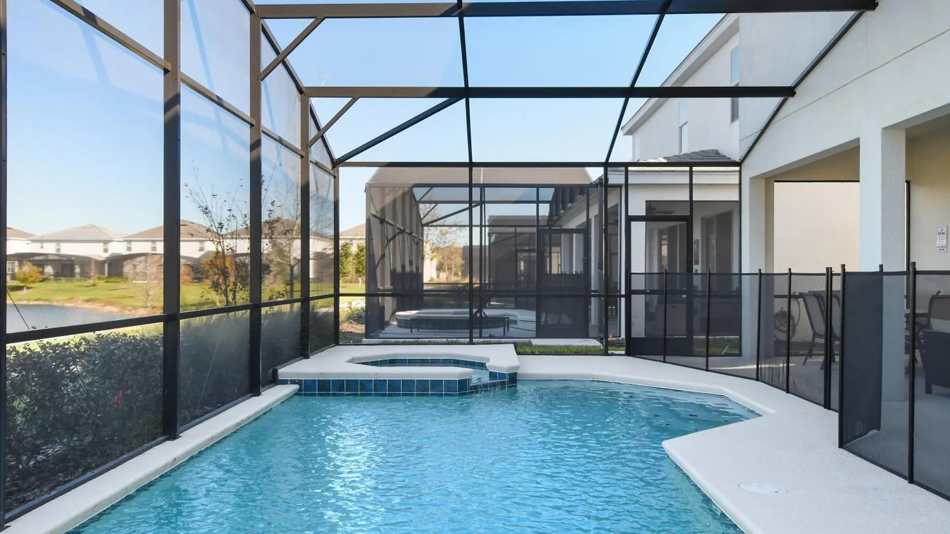 Holiday home Lakeview 12br Pool/spa/theater/game