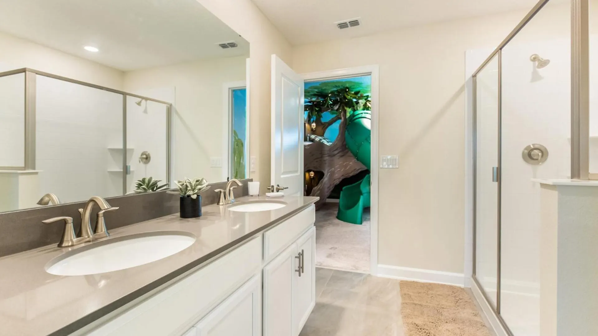 Orlando Oasis: 7 Bedrooms6660 * Kissimmee