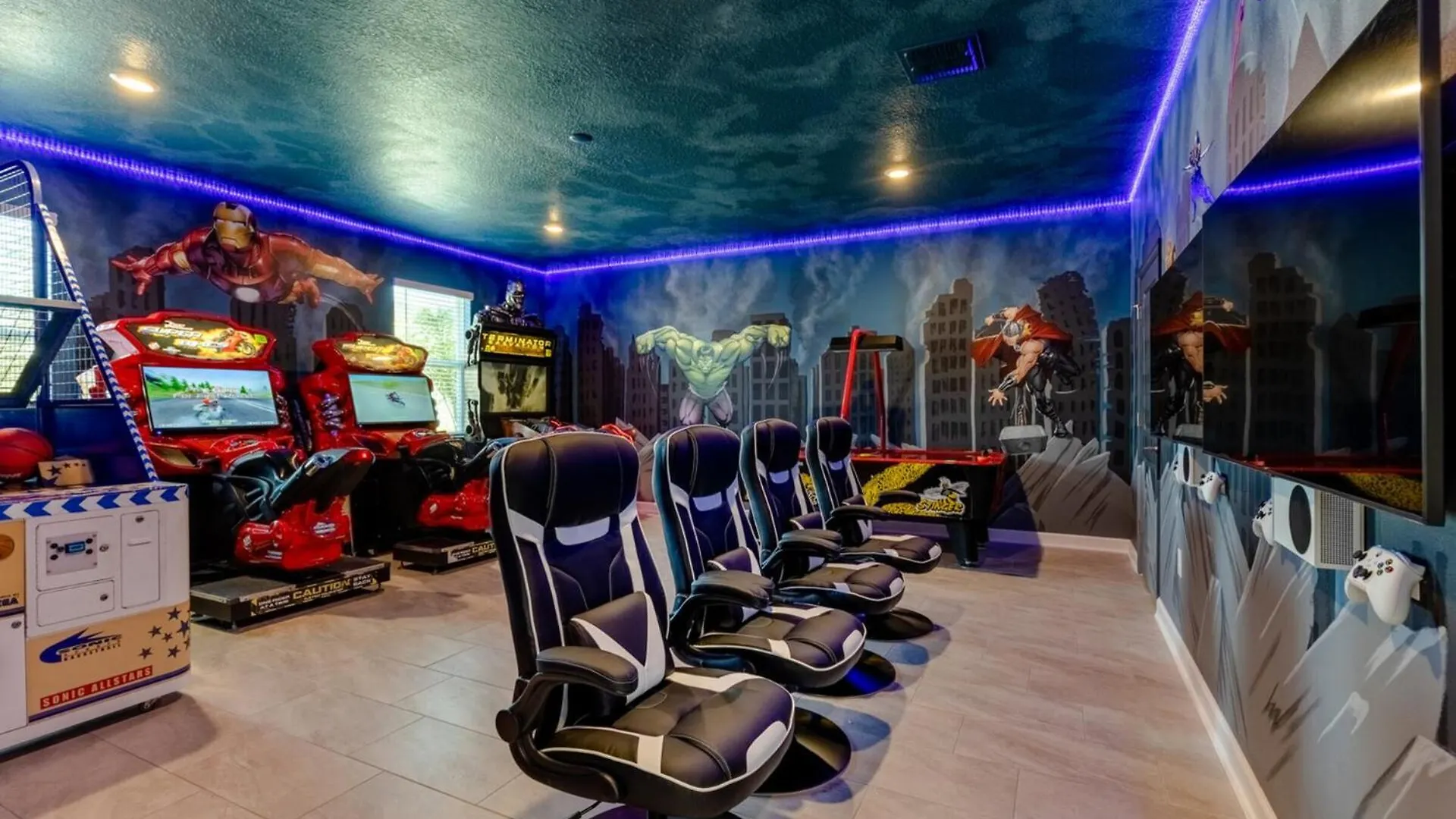 Villa Orlando Oasis: 7 Bedrooms6660 Kissimmee