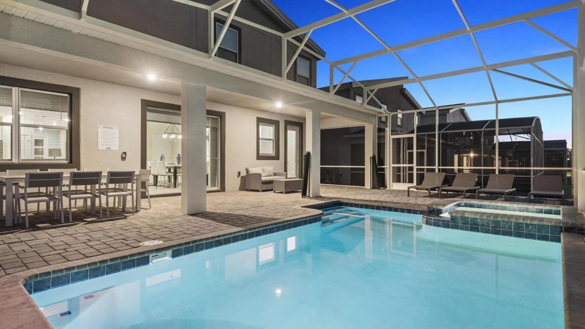 Orlando Oasis: 7 Bedrooms6660 Kissimmee