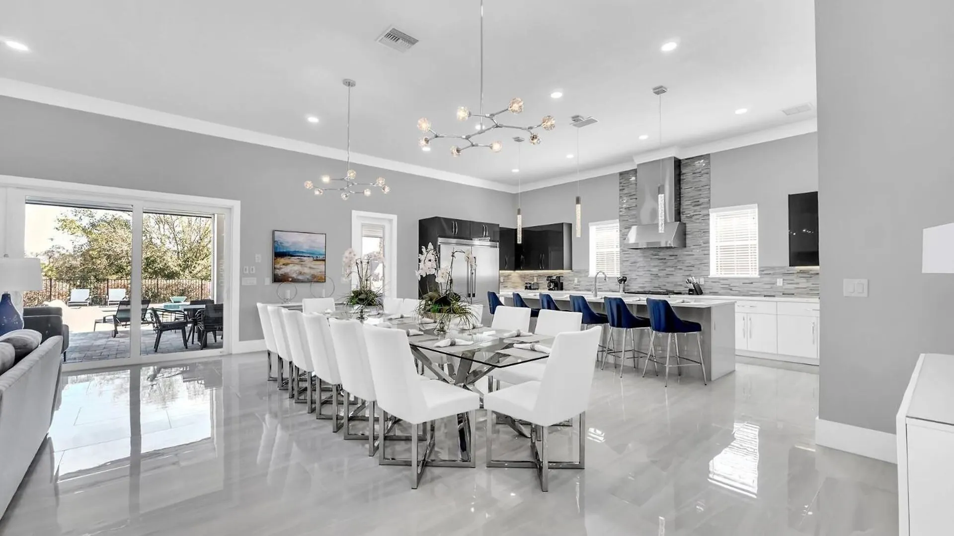 Serene 10 Bedroom Haven In Orlando6630 Kissimmee