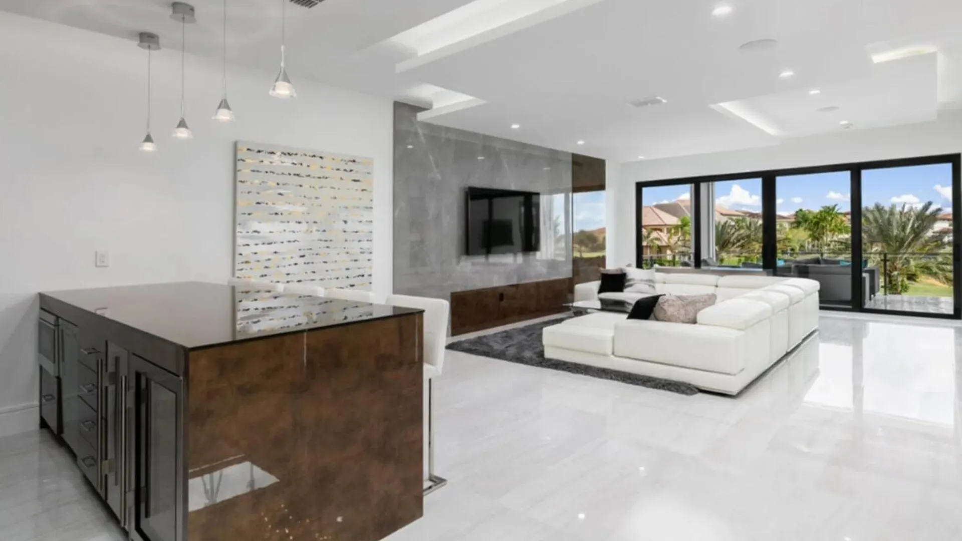 Orlando Dream Getaway: 8 Bedroom Villa6646 Villa