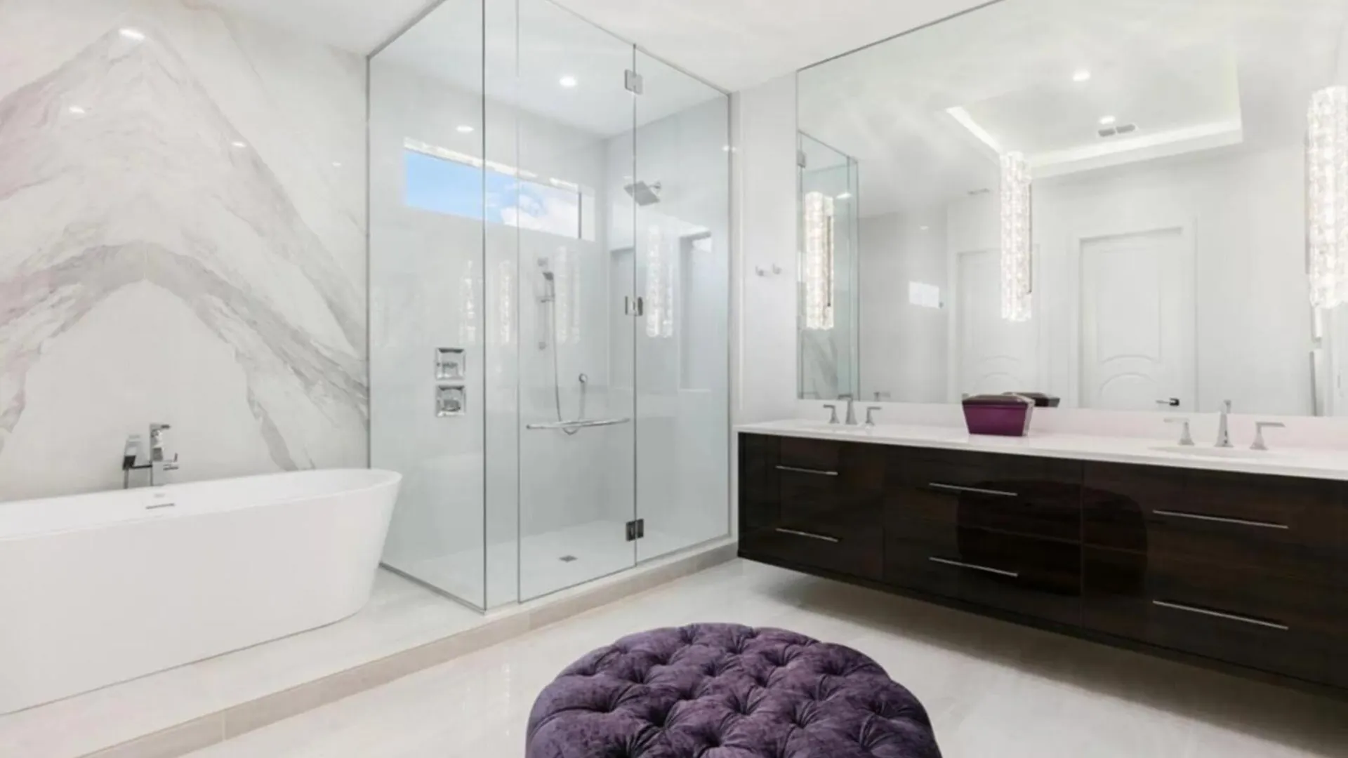 Orlando Dream Getaway: 8 Bedroom Villa6646 Villa Kissimmee