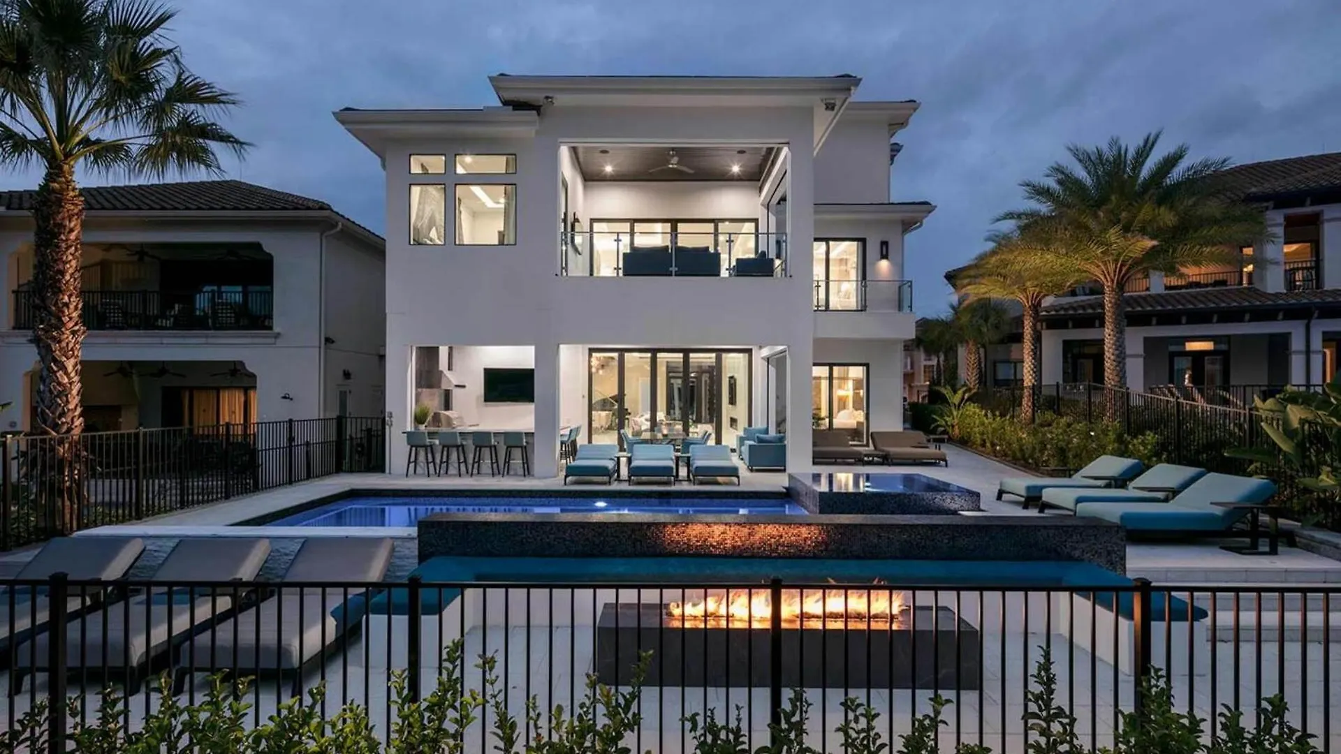 Orlando Dream Getaway: 8 Bedroom Villa6646 Villa