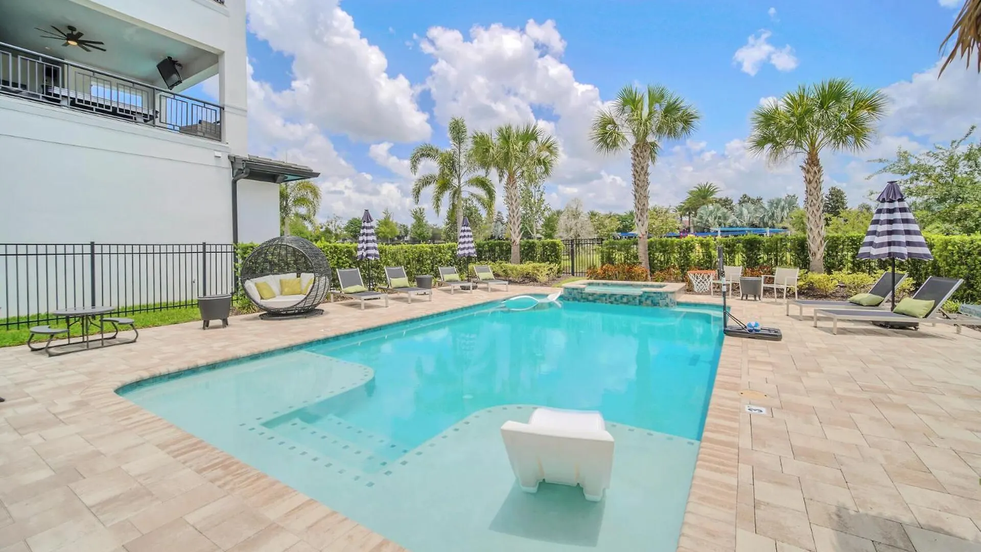 Luxurious 6 Bedroom In Orlando Oasis6635 Villa