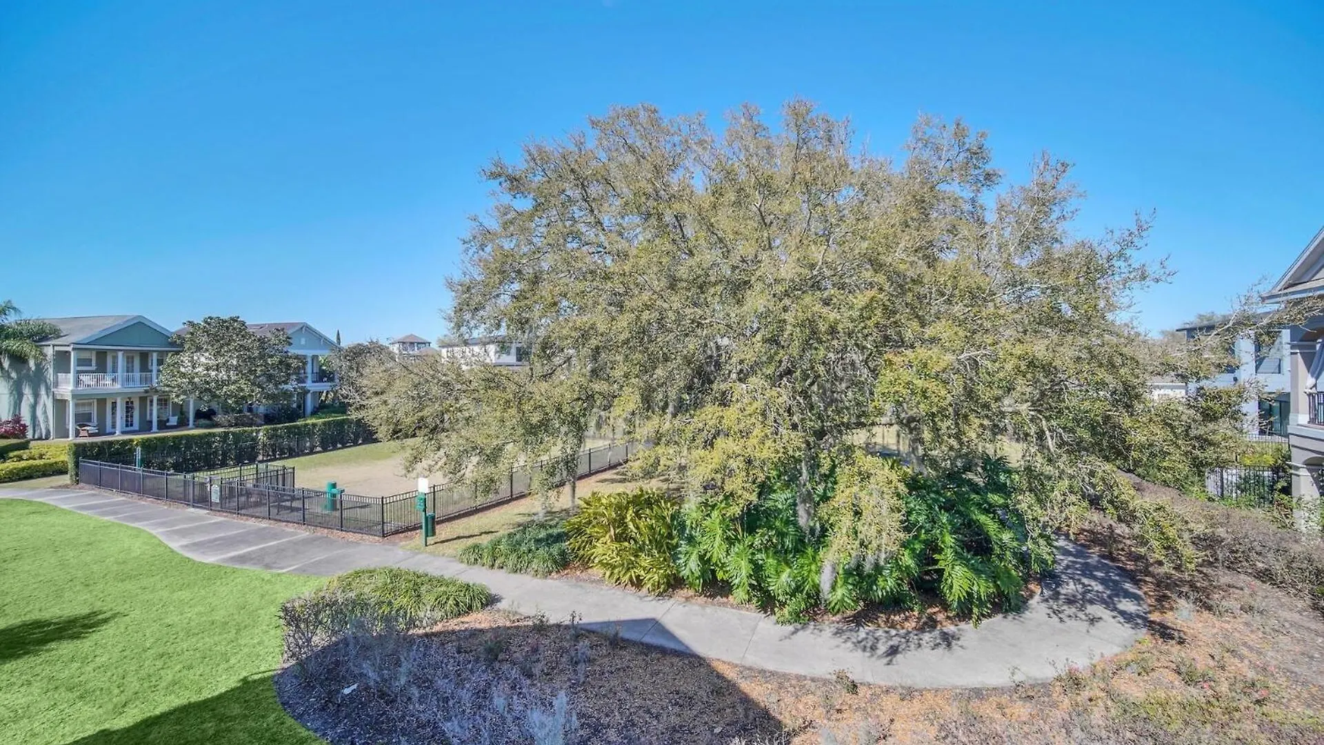 Spectacular 5 Bedroom In Prime Orlando Location6629 *