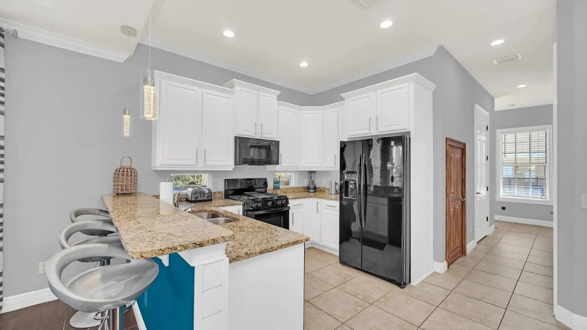 Spectacular 5 Bedroom In Prime Orlando Location6629 Villa Kissimmee
