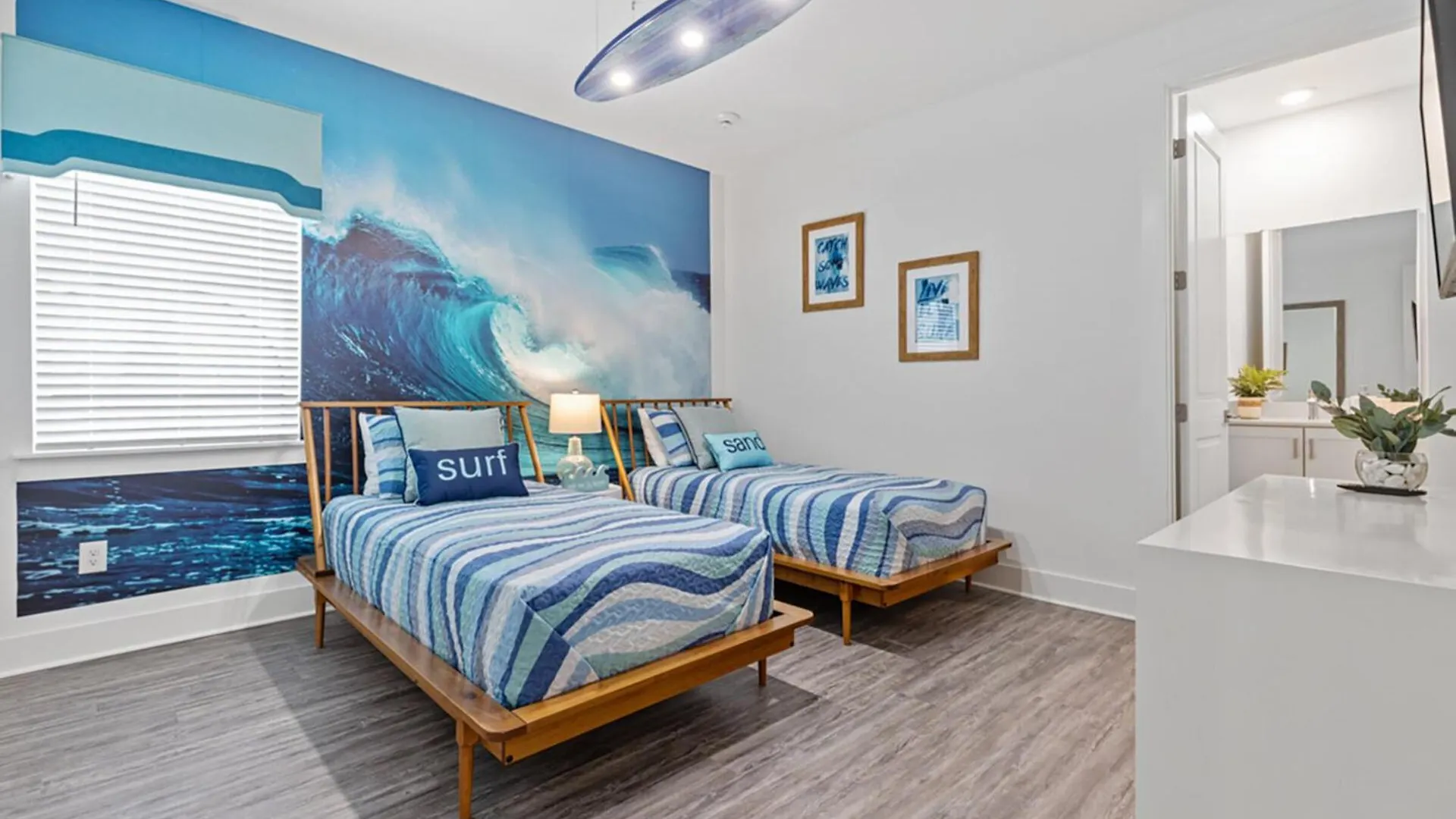Orlando Dream - 9 Bedrooms6617 Villa