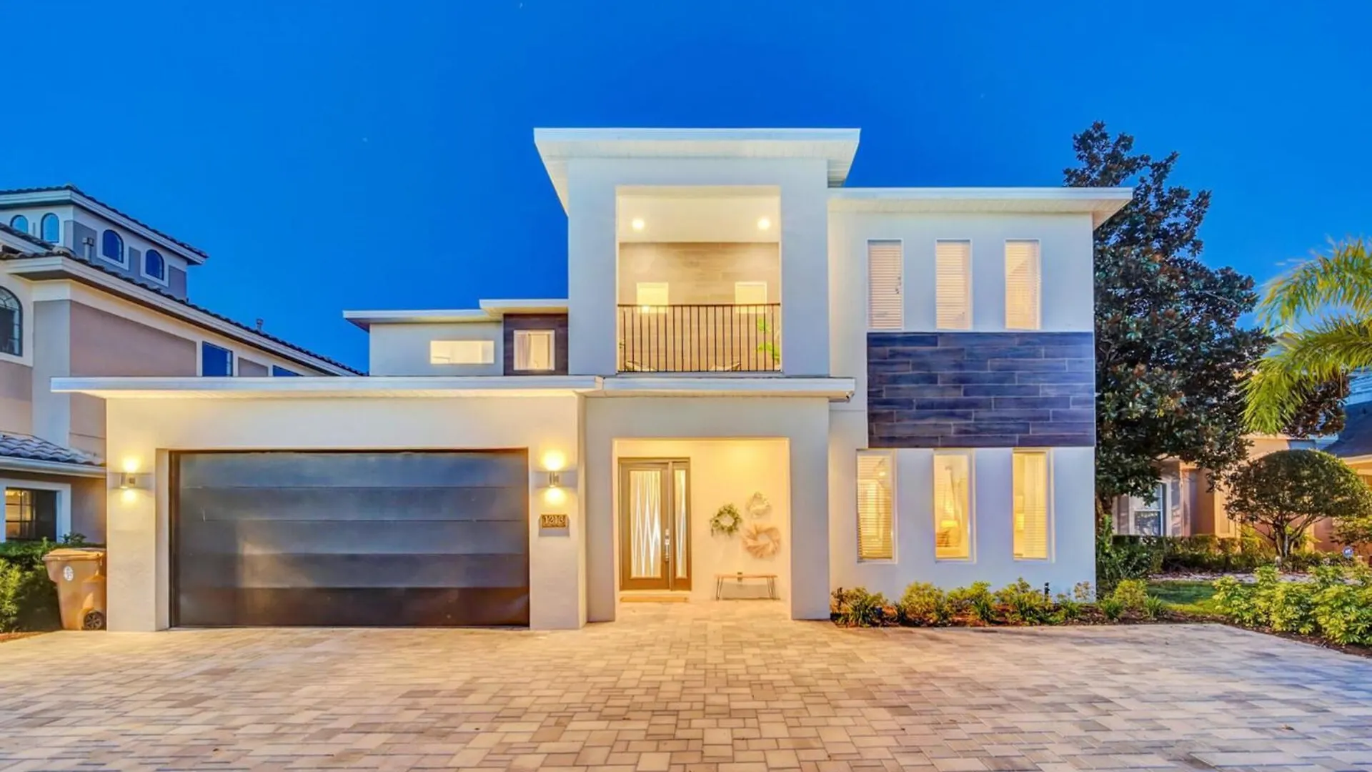 Charming 10-bedroom Oasis In Orlando6615 Villa