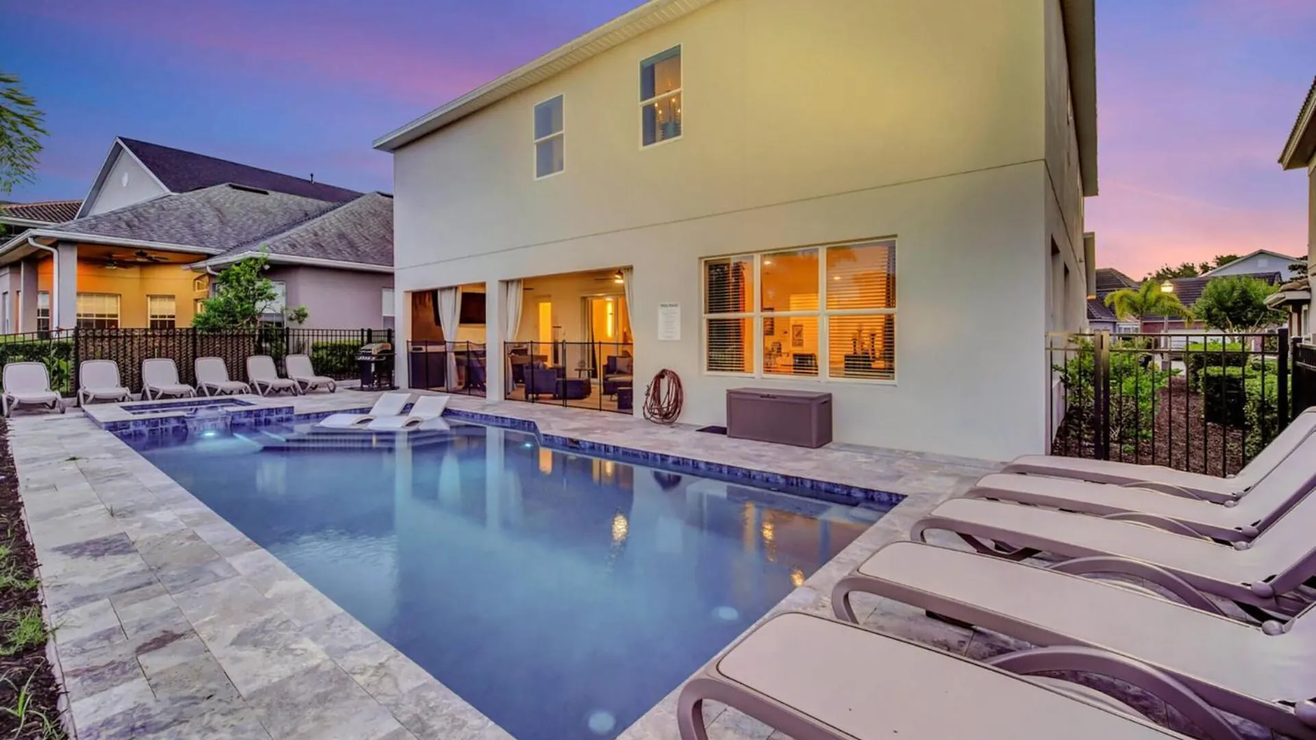 Charming 10-bedroom Oasis In Orlando6615 Villa
