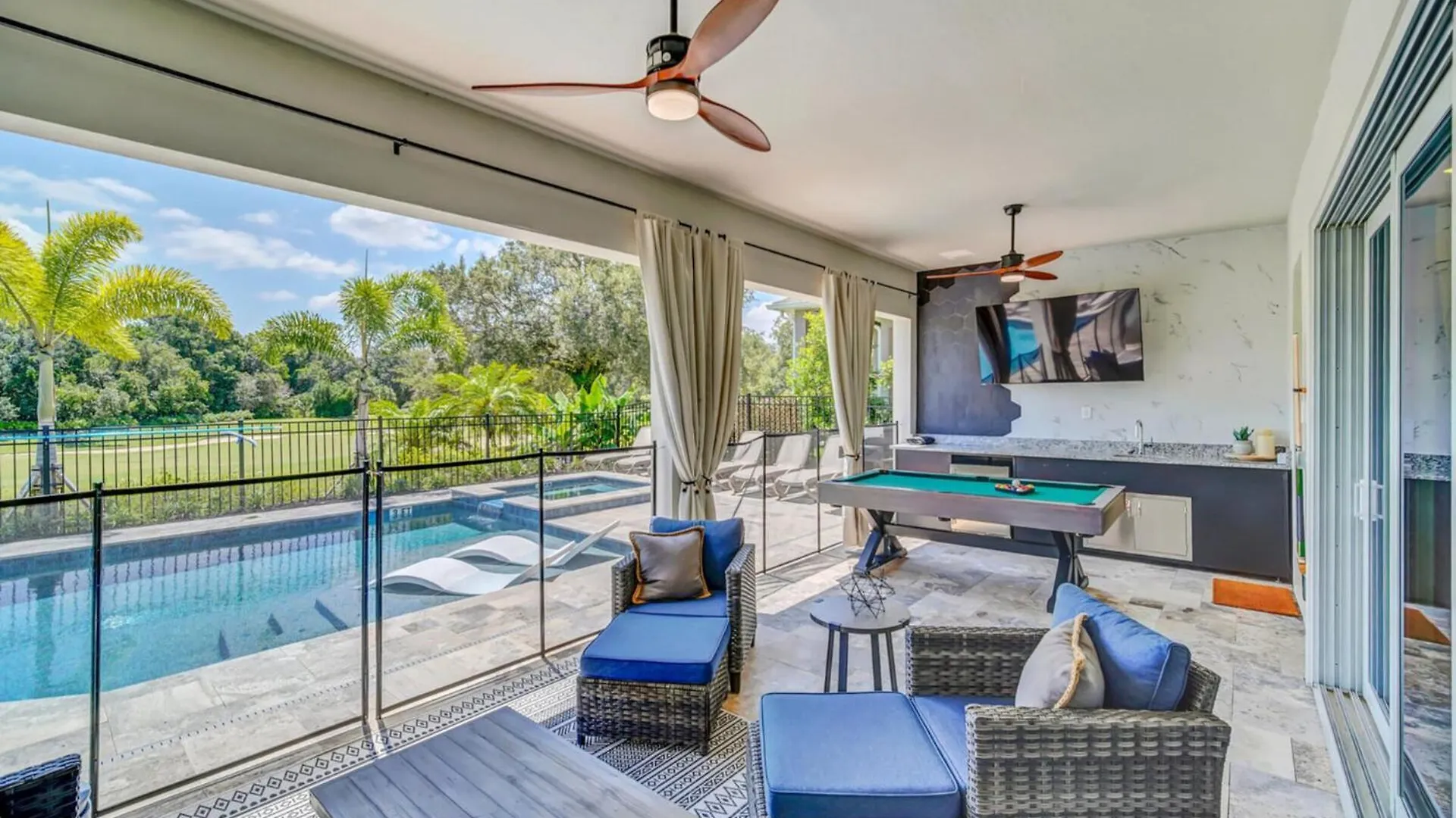 Villa Charming 10-bedroom Oasis In Orlando6615