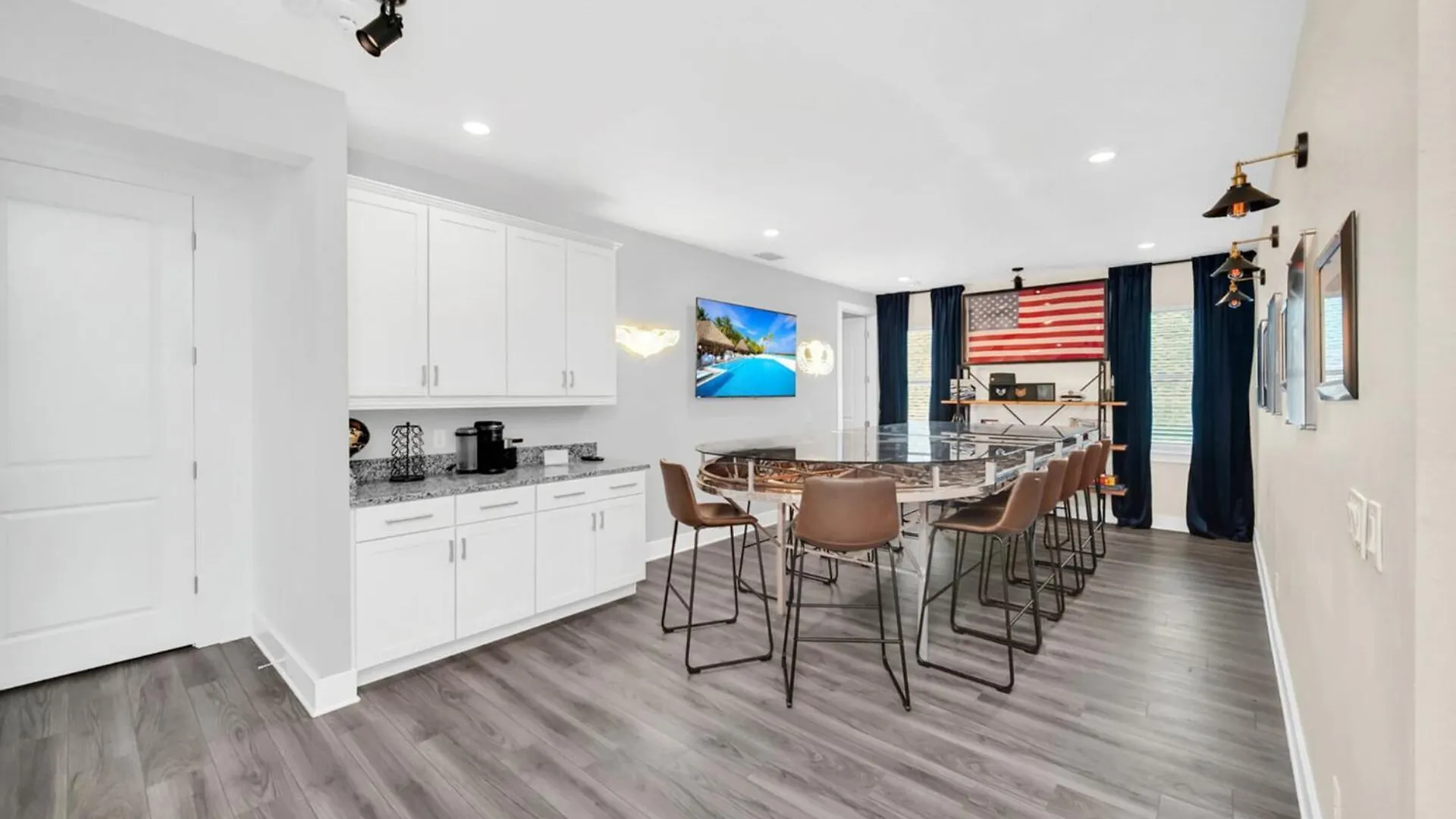 Charming 10-bedroom Oasis In Orlando6615 Villa