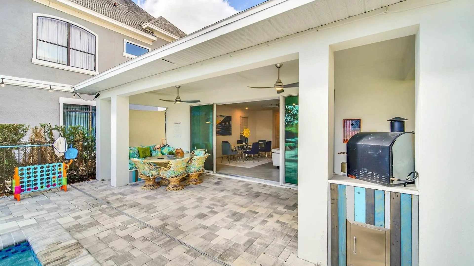 Elegant 4 Bedroom Oasis In Orlando6613 Kissimmee
