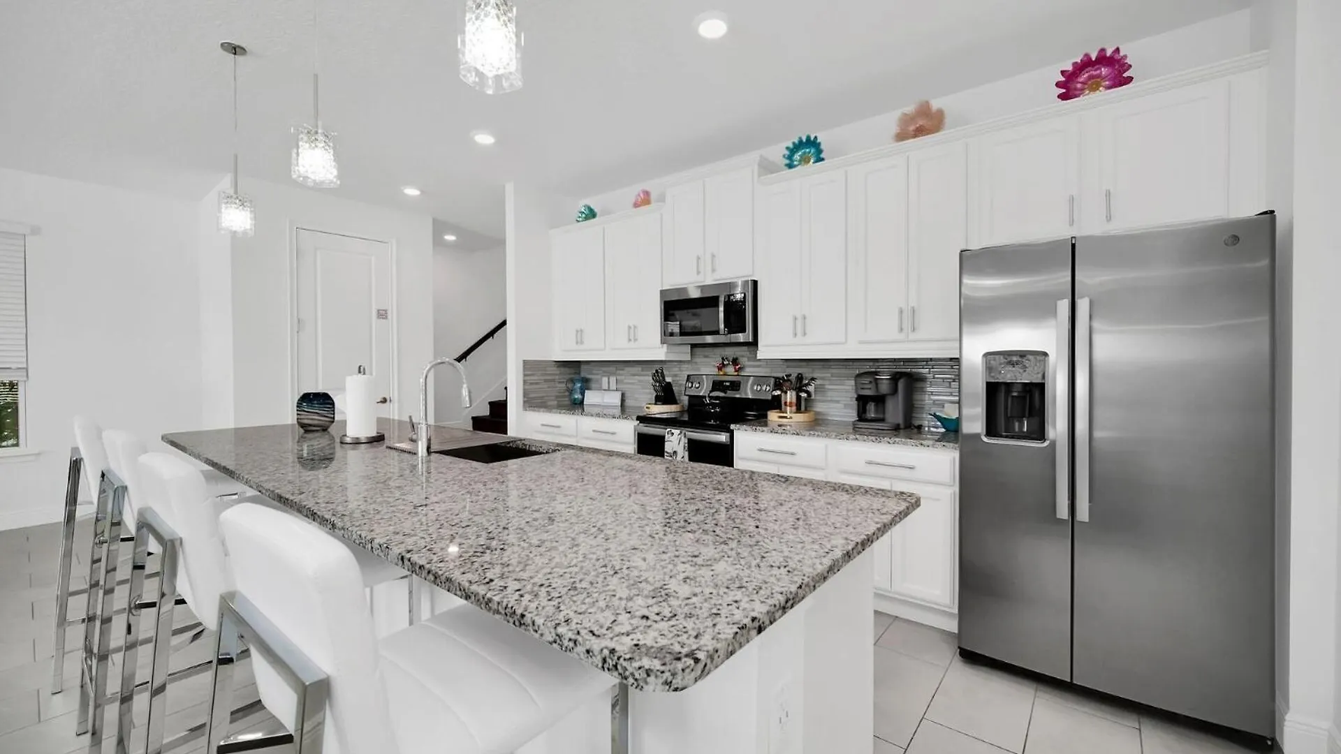 Elegant 4 Bedroom Oasis In Orlando6613