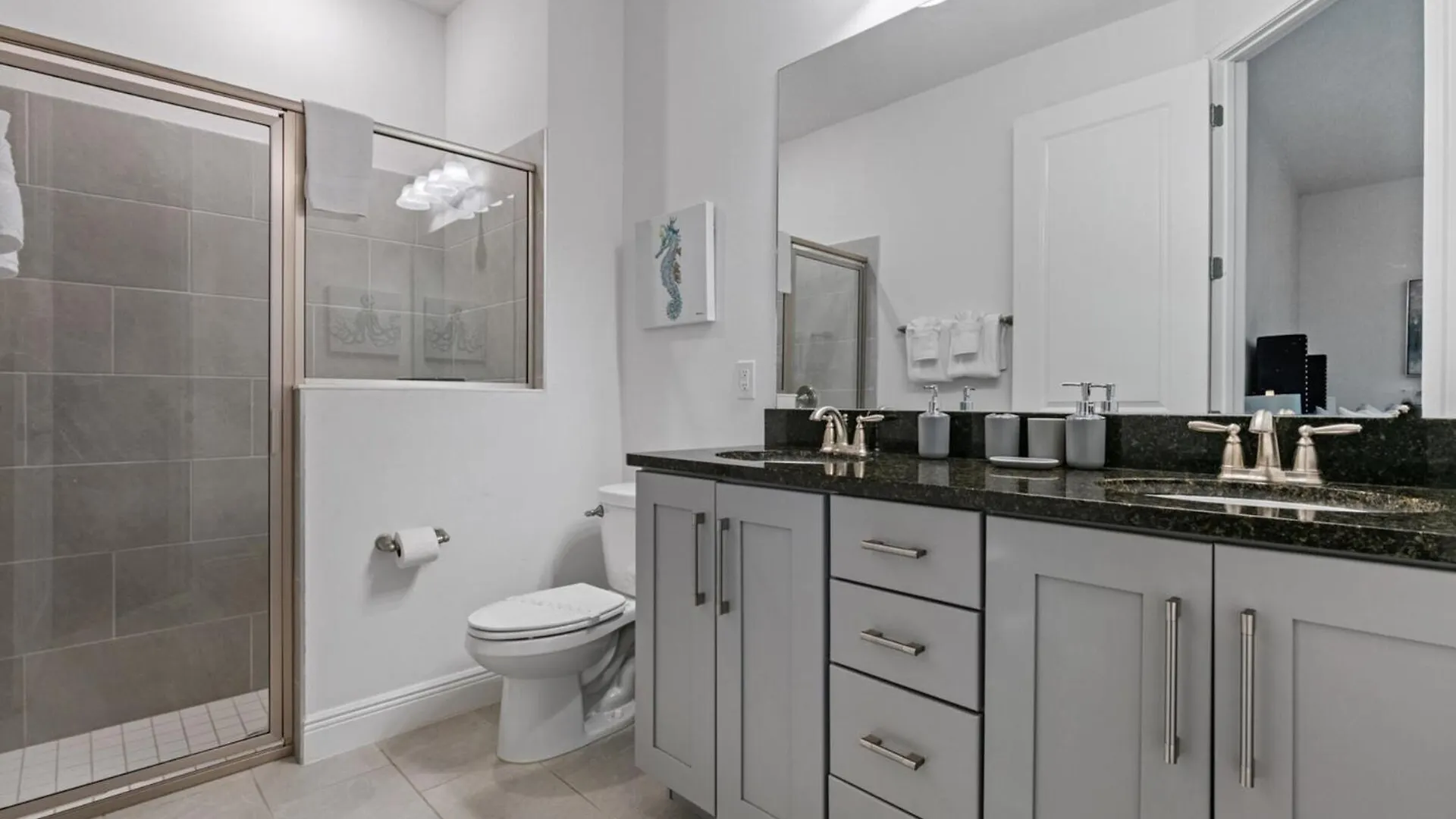 Orlandos Finest: 13 Bed For Rent6611 Kissimmee