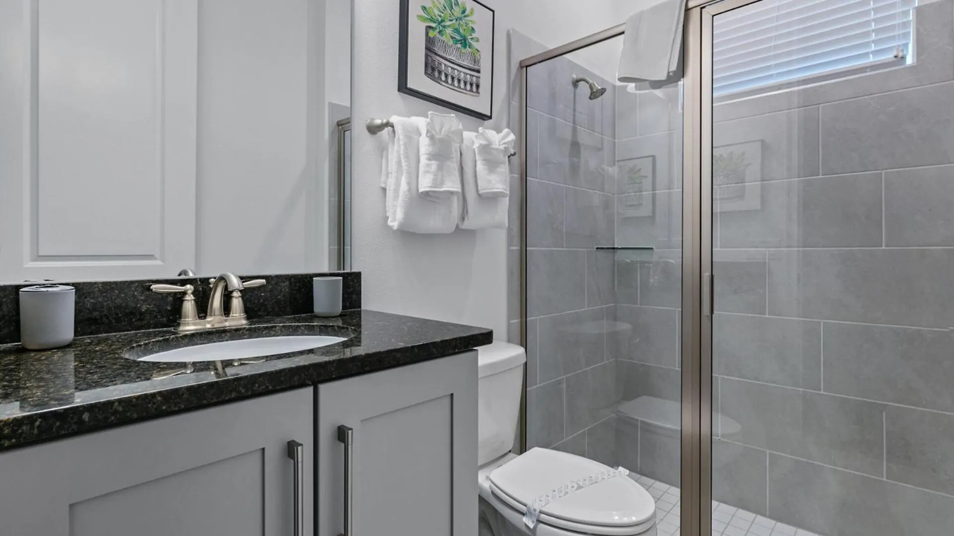 Orlandos Finest: 13 Bed For Rent6611 * Kissimmee
