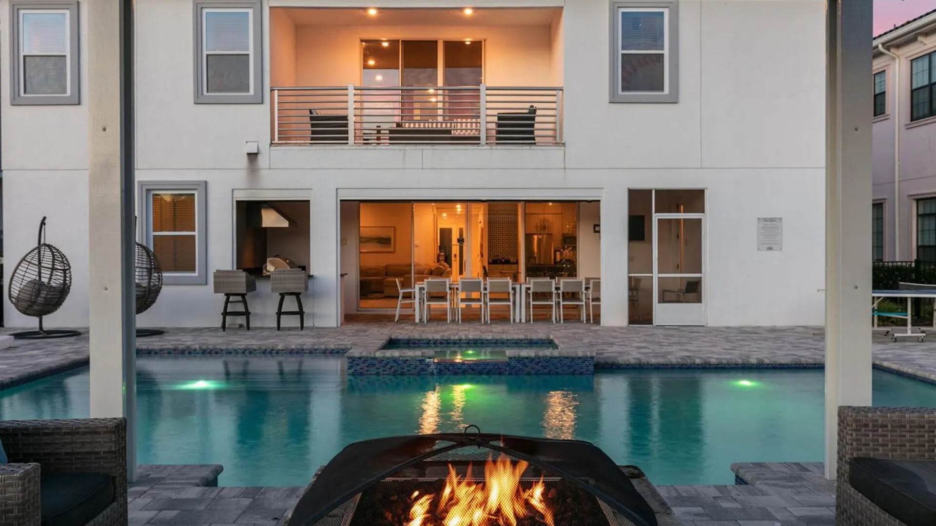 Orlandos Finest: 13 Bed For Rent6611 Villa Kissimmee