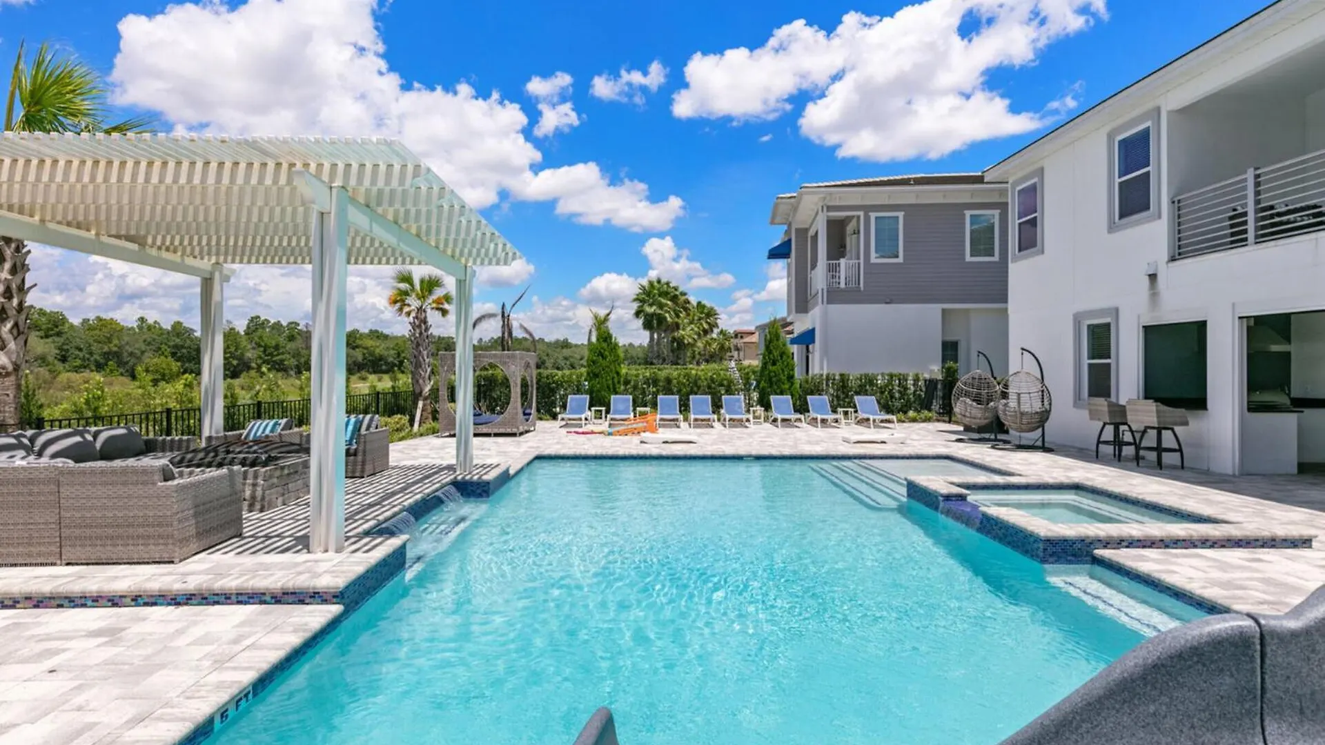 Villa Orlandos Finest: 13 Bed For Rent6611