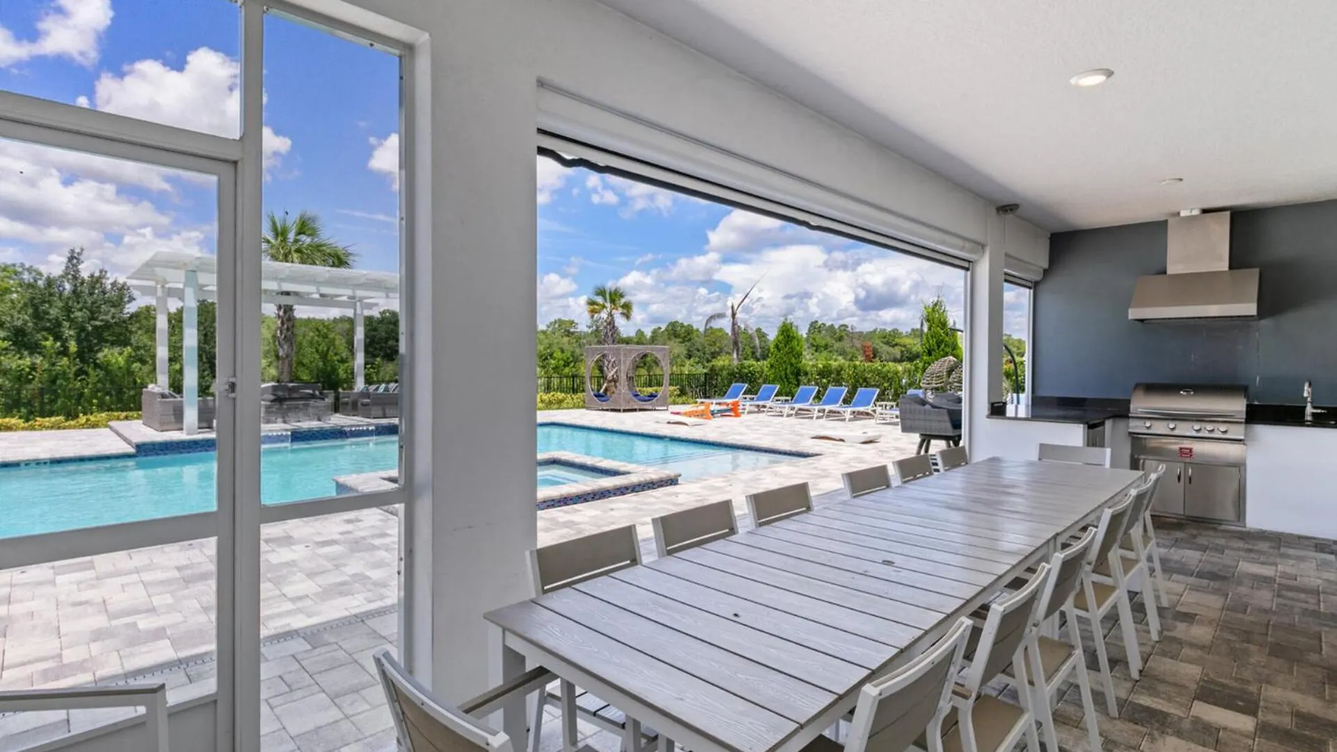 Villa Orlandos Finest: 13 Bed For Rent6611