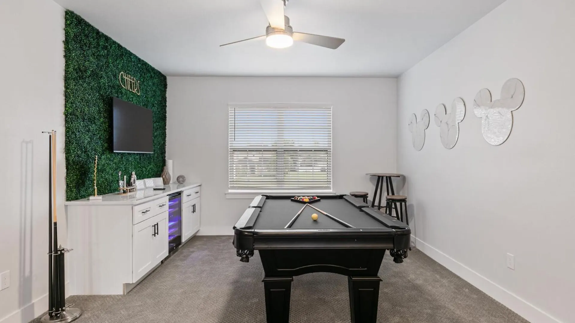Orlandos Gem: 6 Bedroom Villa6605 Kissimmee