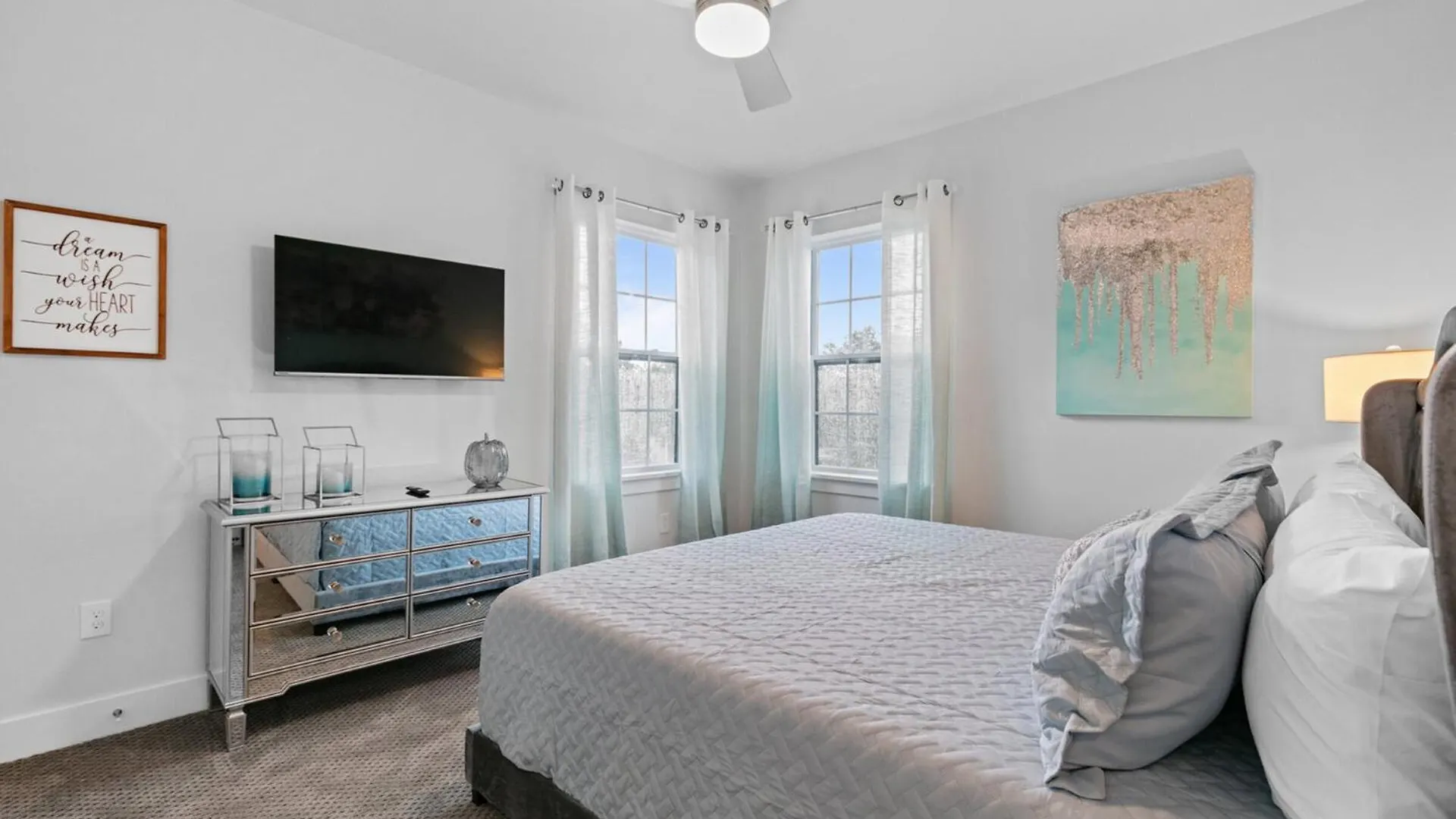 Orlandos Gem: 6 Bedroom Villa6605 Kissimmee