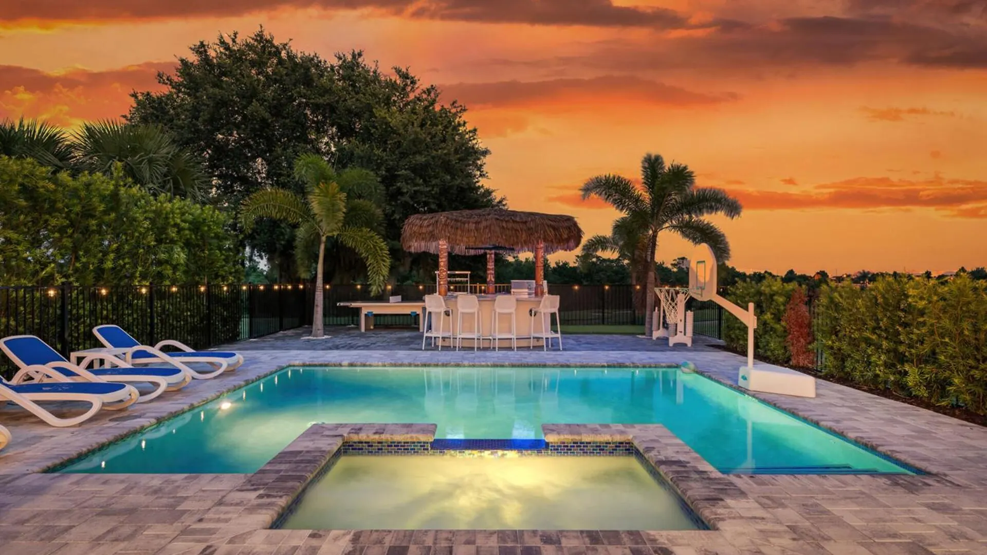 Villa Orlando Oasis: 6 Bedroom Villa6599 Kissimmee
