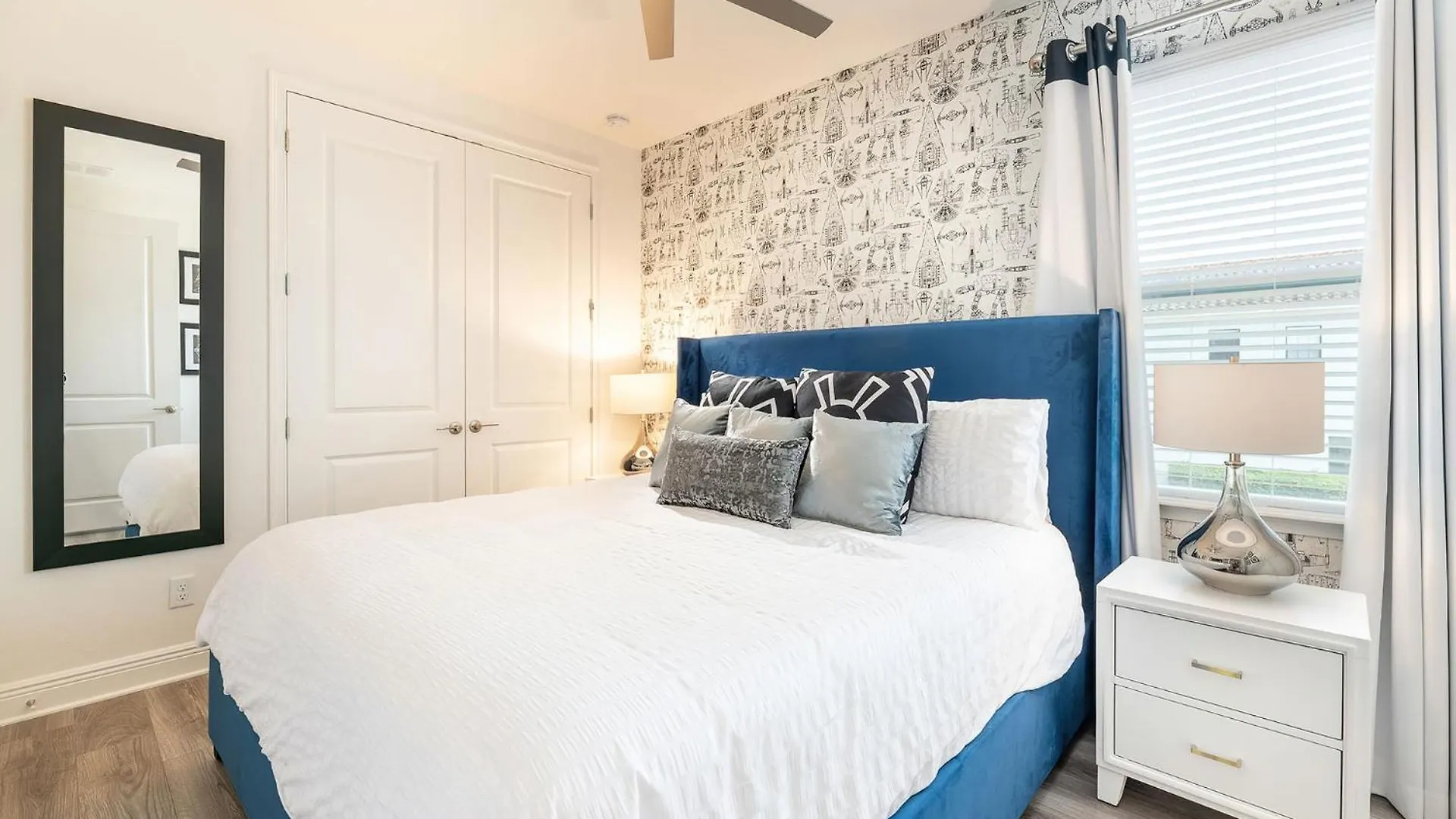Villa Orlando Oasis: 6 Bedroom Villa6599 Kissimmee