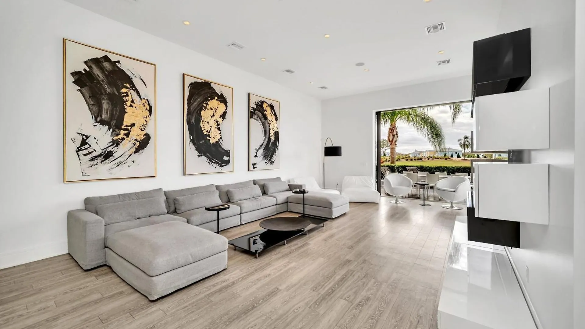 Attractive 6 Bedroom In Orlando6589