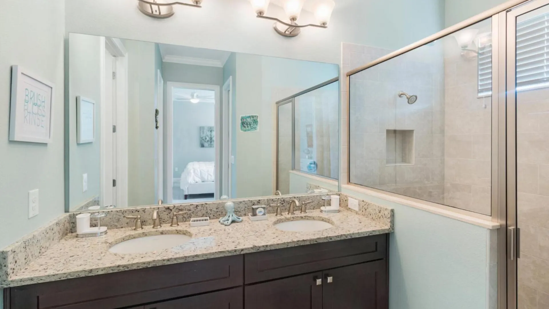 Exquisite 5 Bedroom Retreat In Orlando6592 Kissimmee