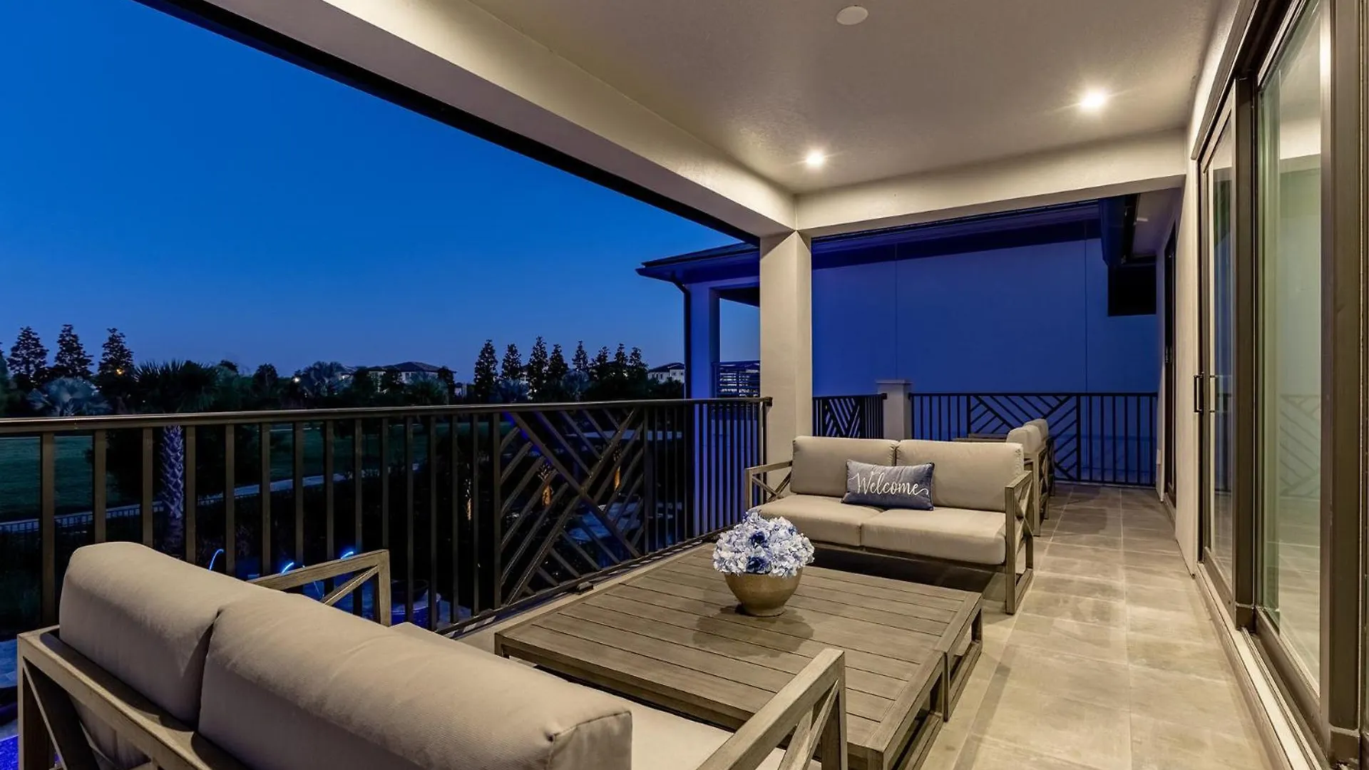 Luxurious Retreat In The Heart Of Orlando6581 Kissimmee